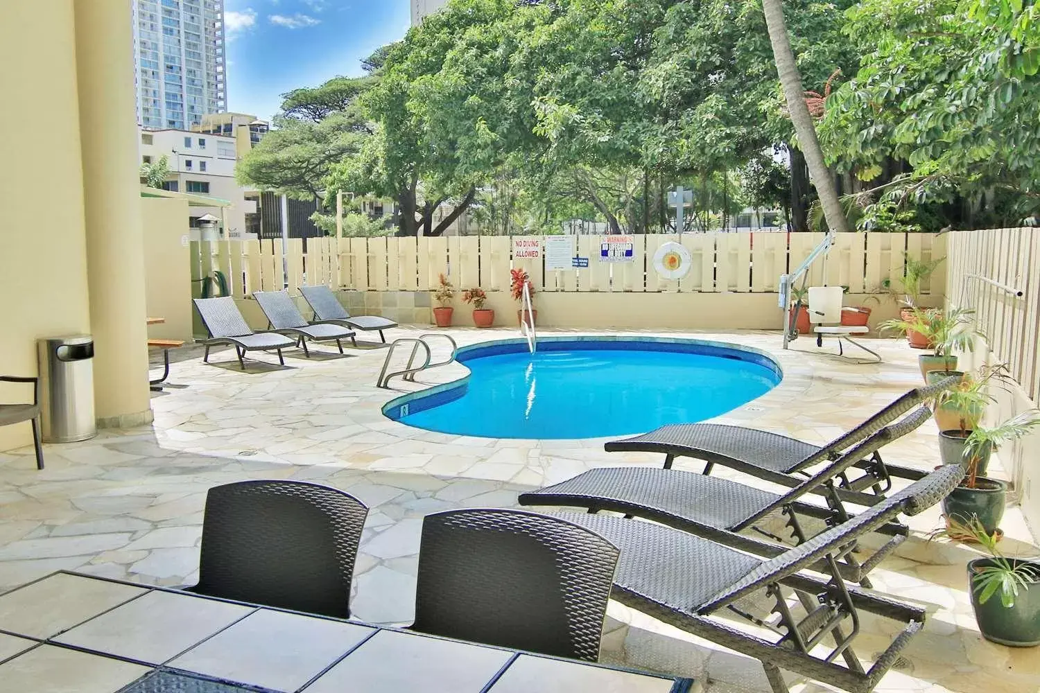 Swimming Pool in Aqua Aloha Surf Waikiki