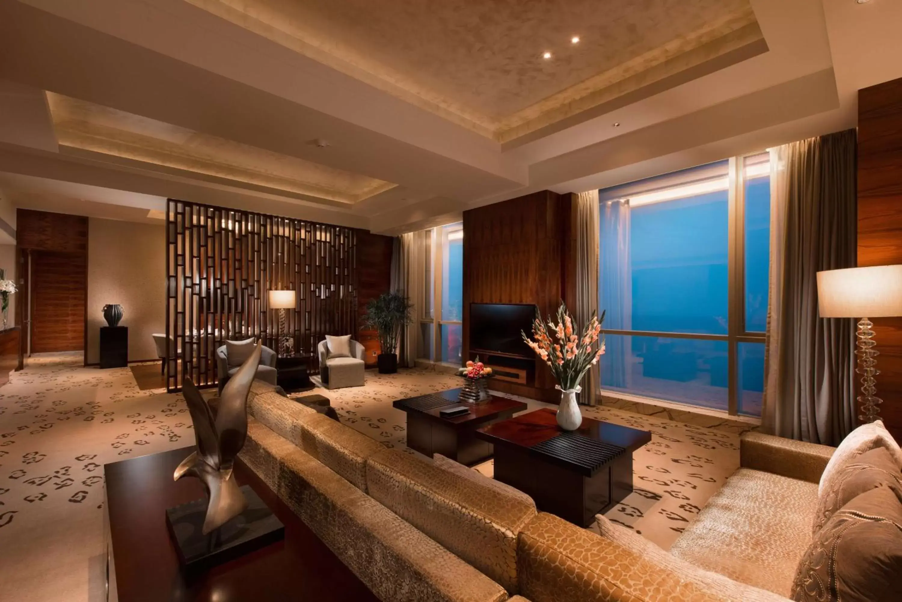 Bathroom, Seating Area in Hilton Yantai Golden Coast