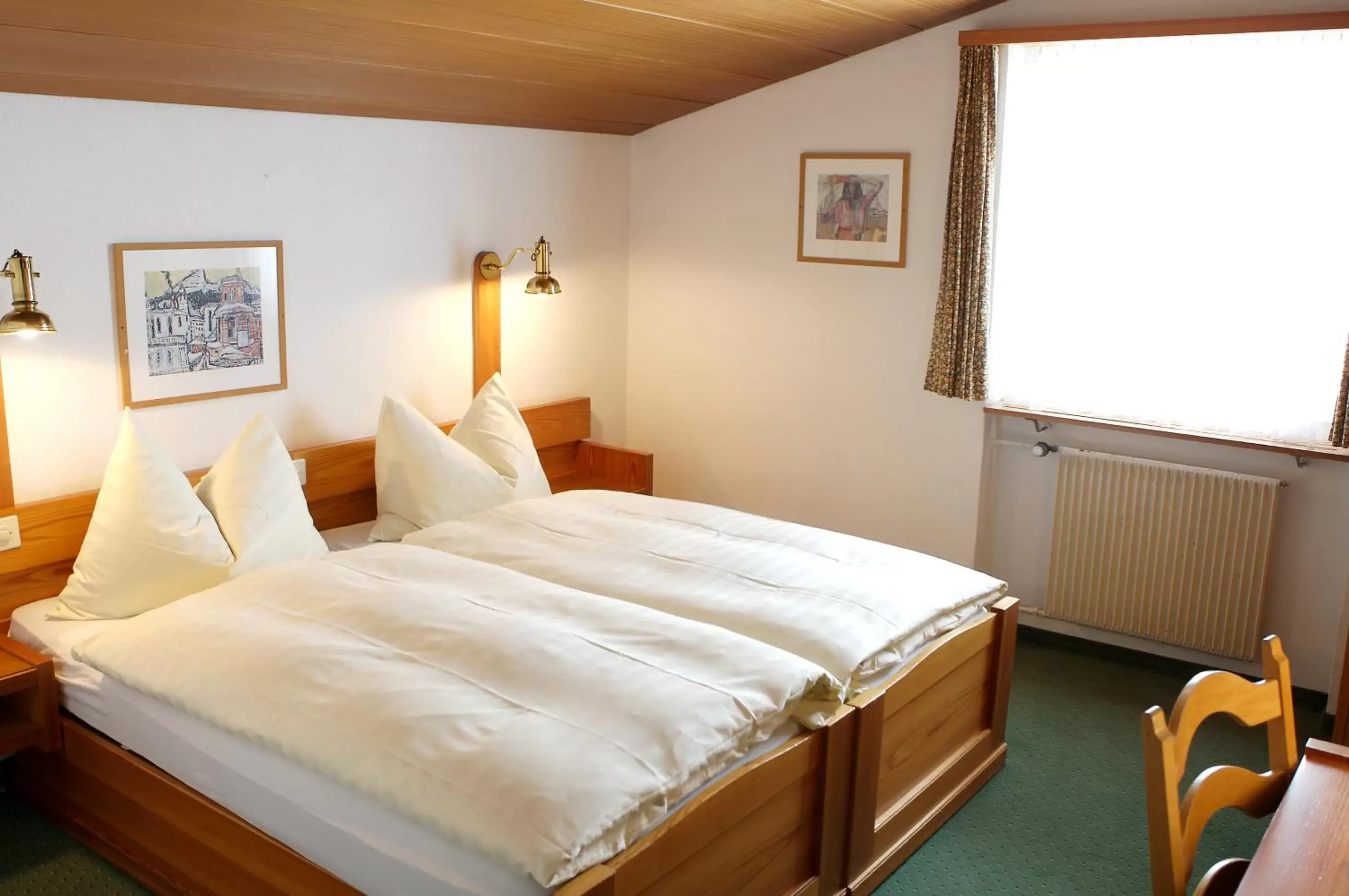 Budget Double Room in Arena Lodge