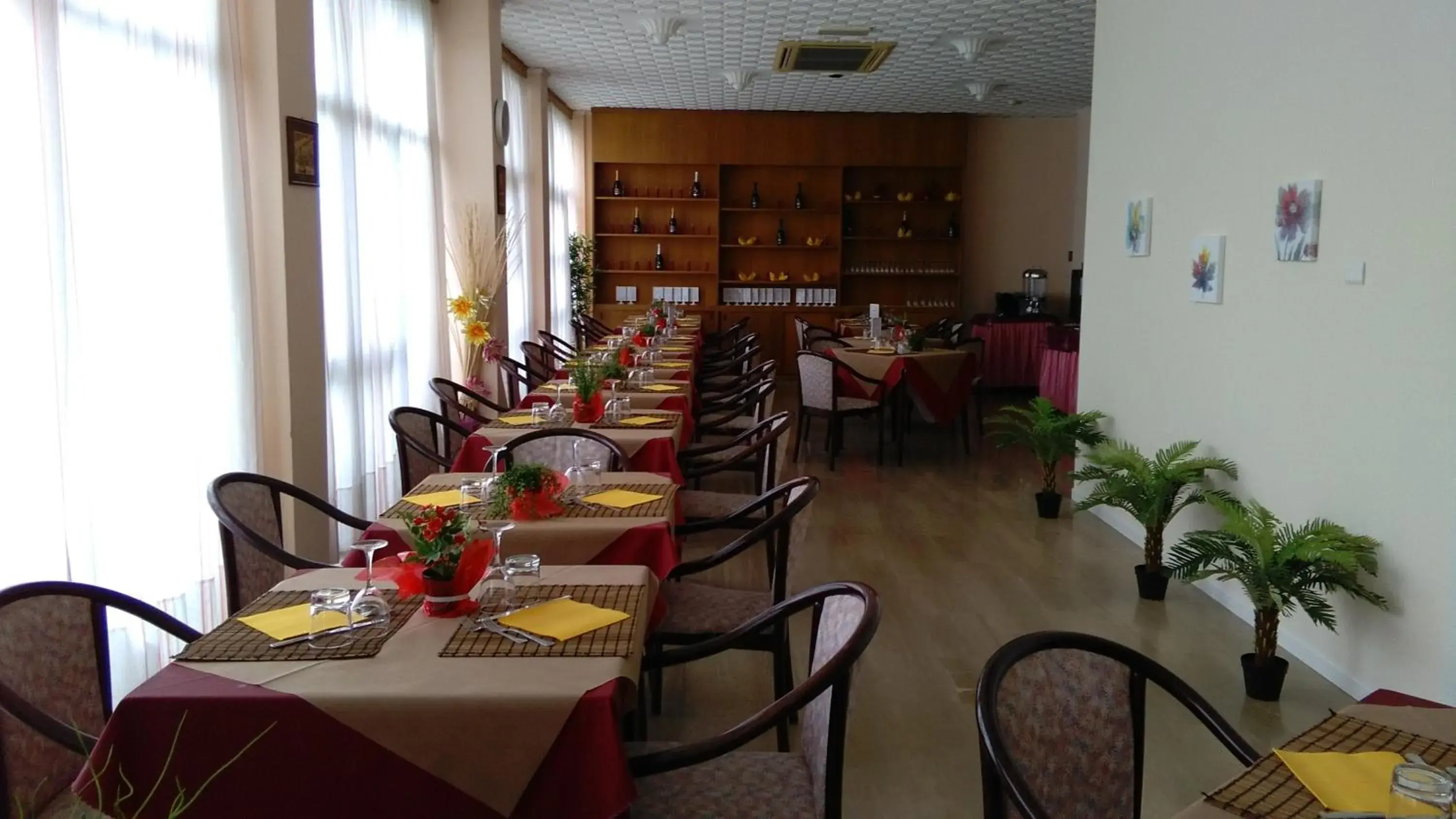 Dining area, Restaurant/Places to Eat in Hotel Glenn