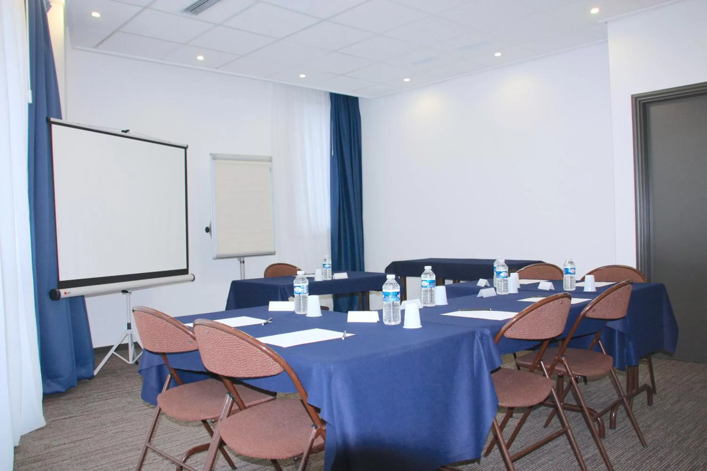 Meeting/conference room in Ibis Budget Toulon Centre