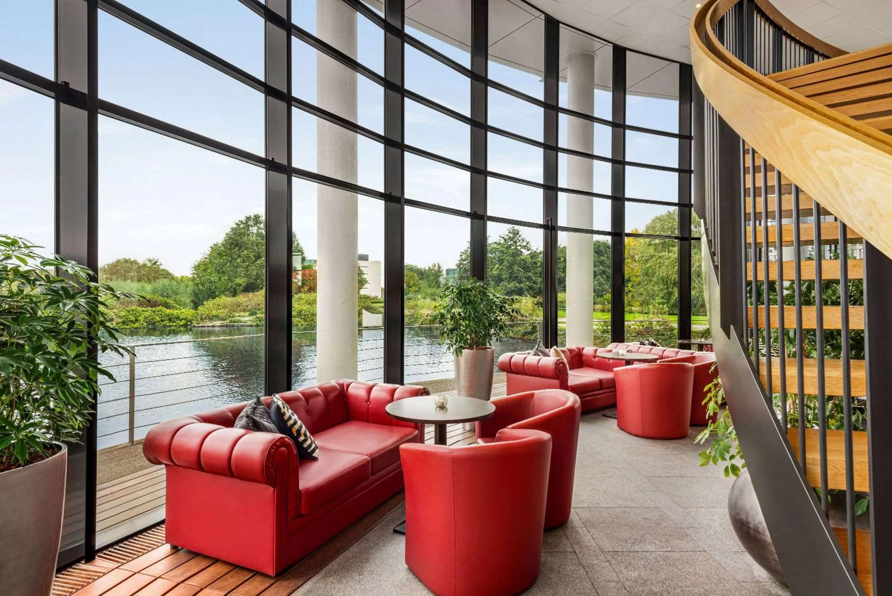 Lobby or reception in Amedia Amsterdam Airport Schiphol, Trademark Collection by Wyndham