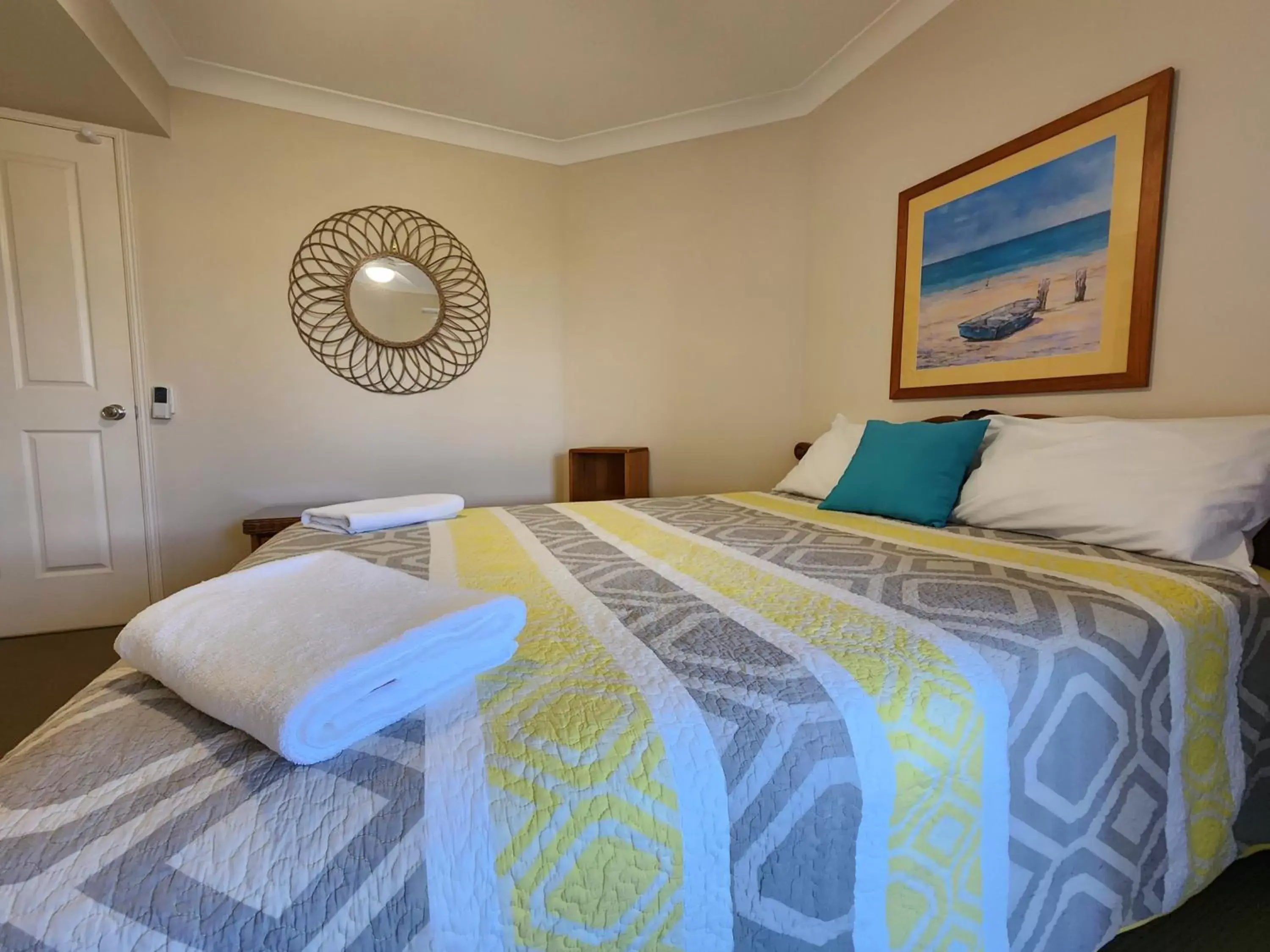 Bed in Fairways Golf & Beach Retreat Bribie Island