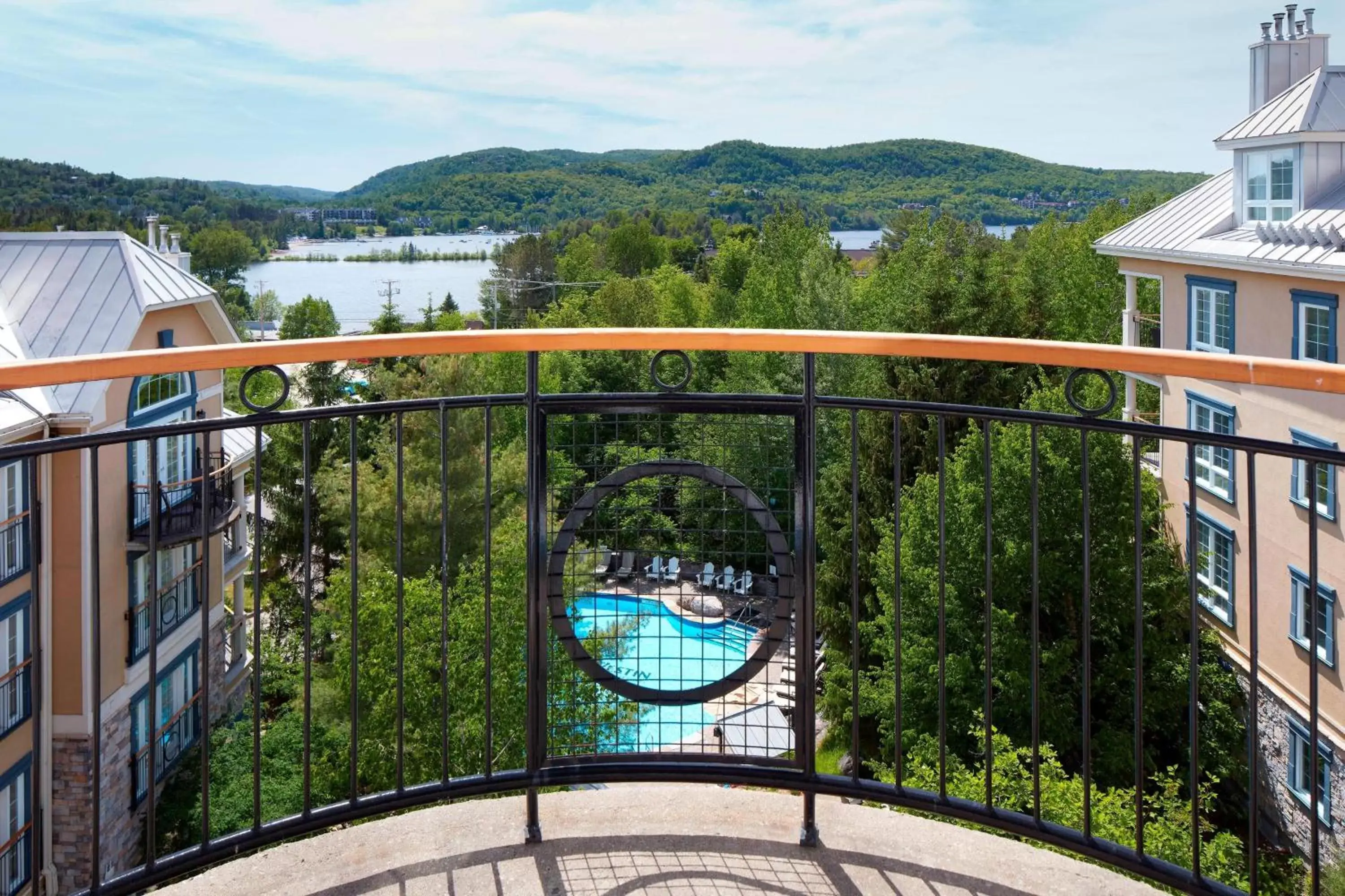 Photo of the whole room, Pool View in Le Westin Tremblant
