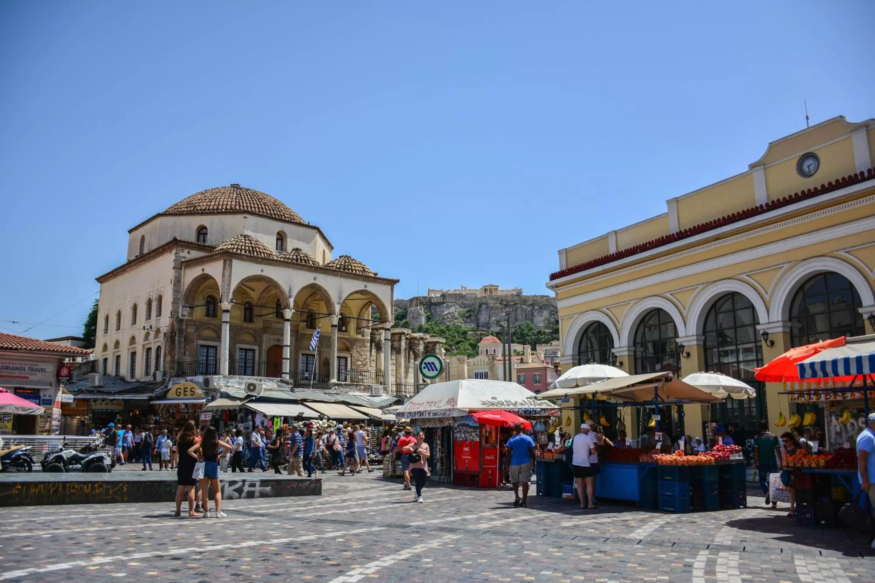 Neighbourhood in AthinA STREETAPARTMENTS