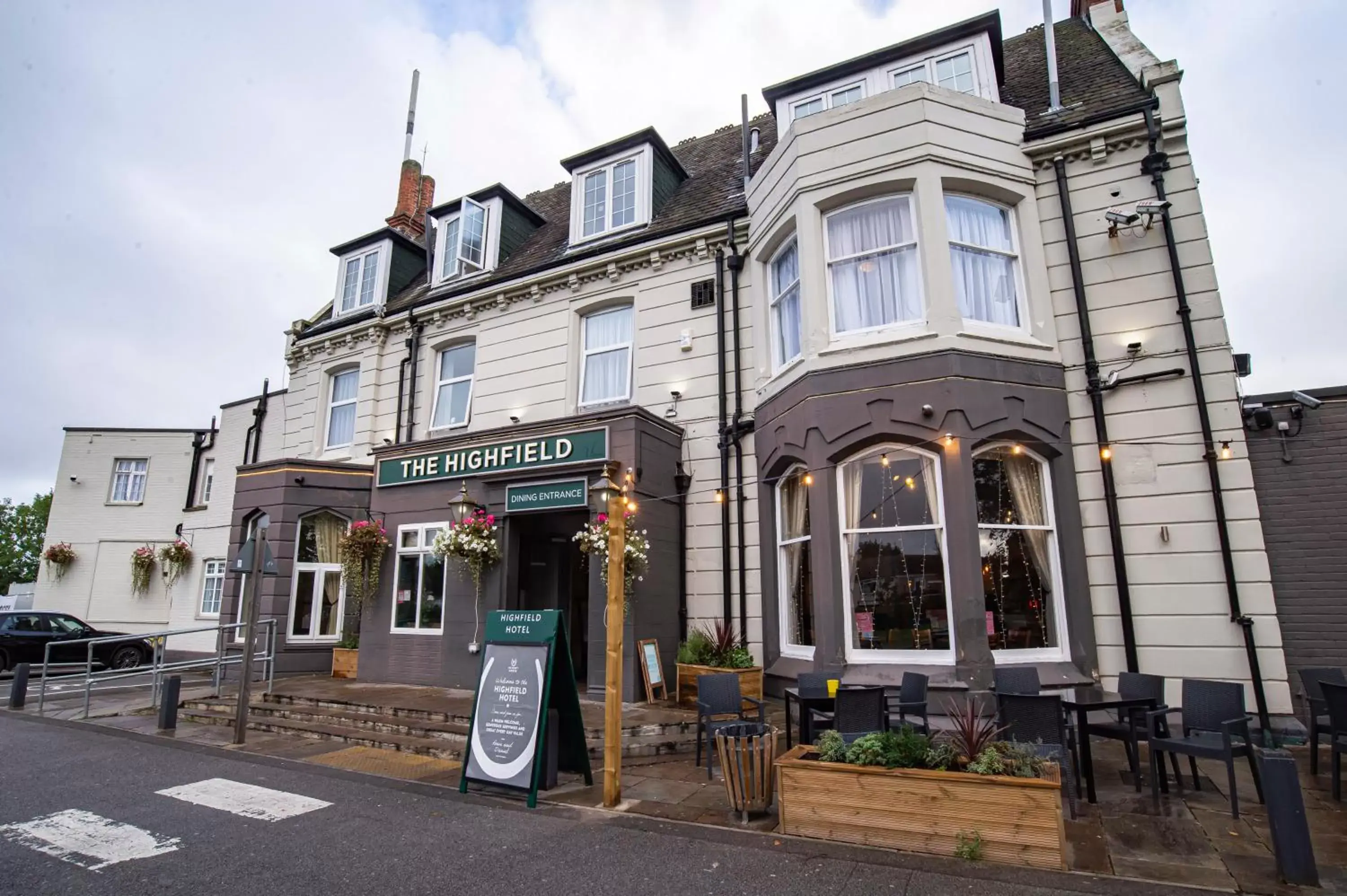 Property Building in Highfield Hotel