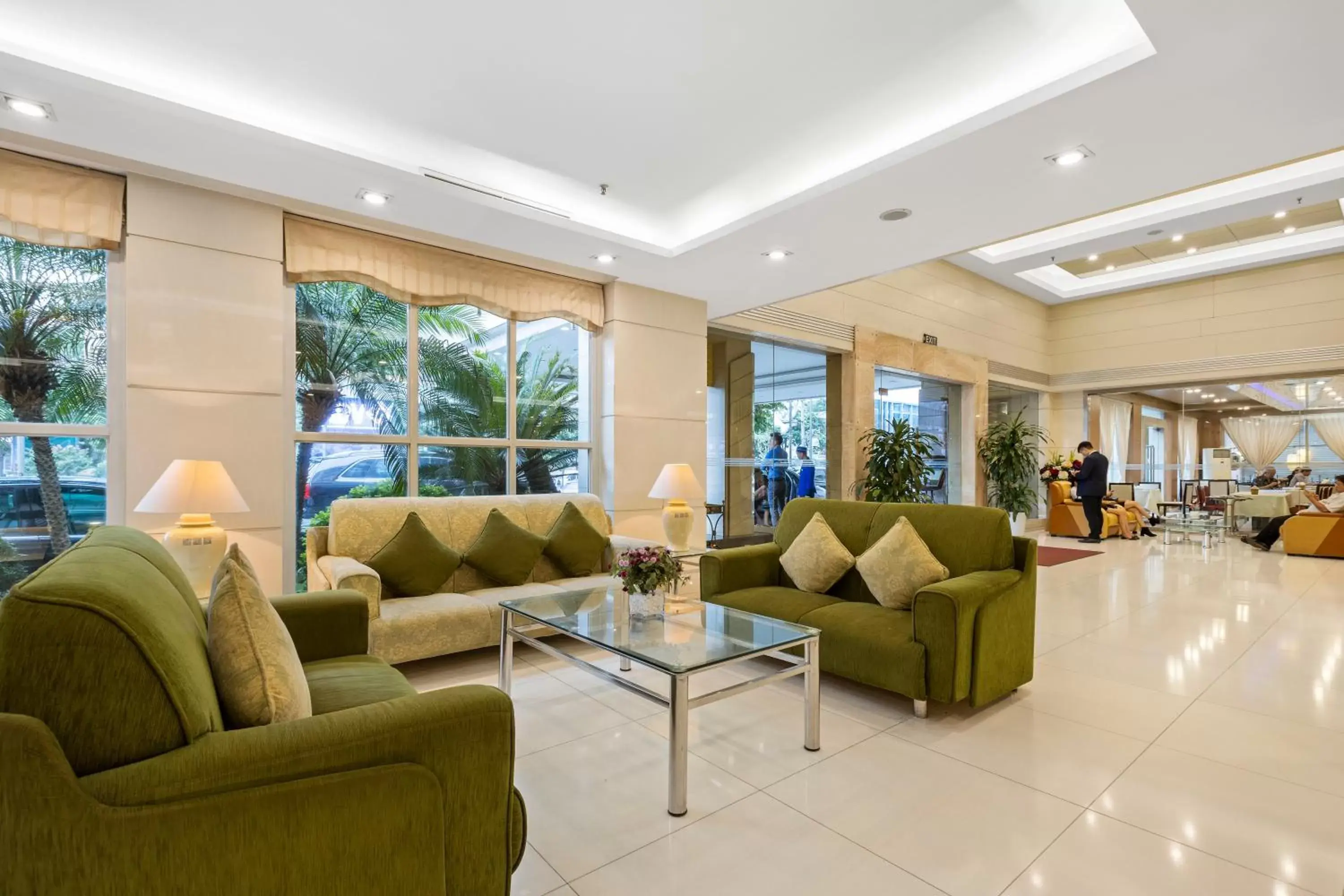 Communal lounge/ TV room, Lobby/Reception in Bao Son International Hotel