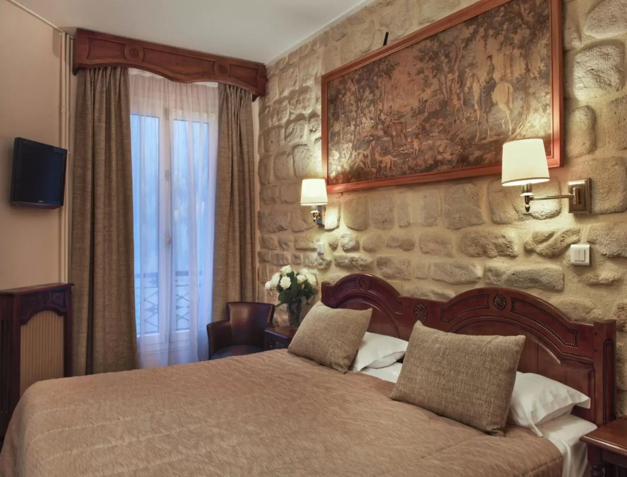 Bed in Hotel Minerve