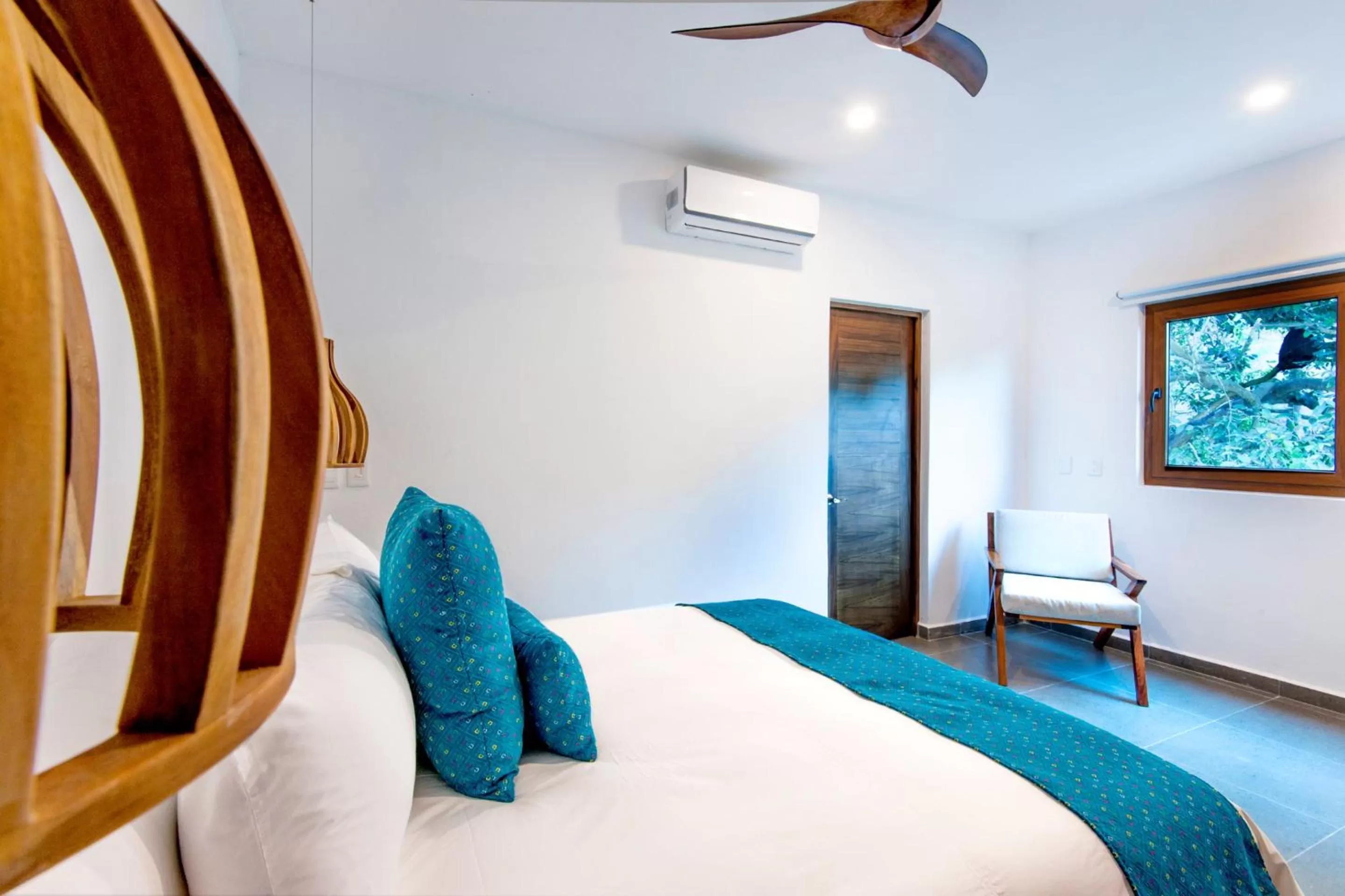 Bed in Ysuri Sayulita - Beachfront Hotel