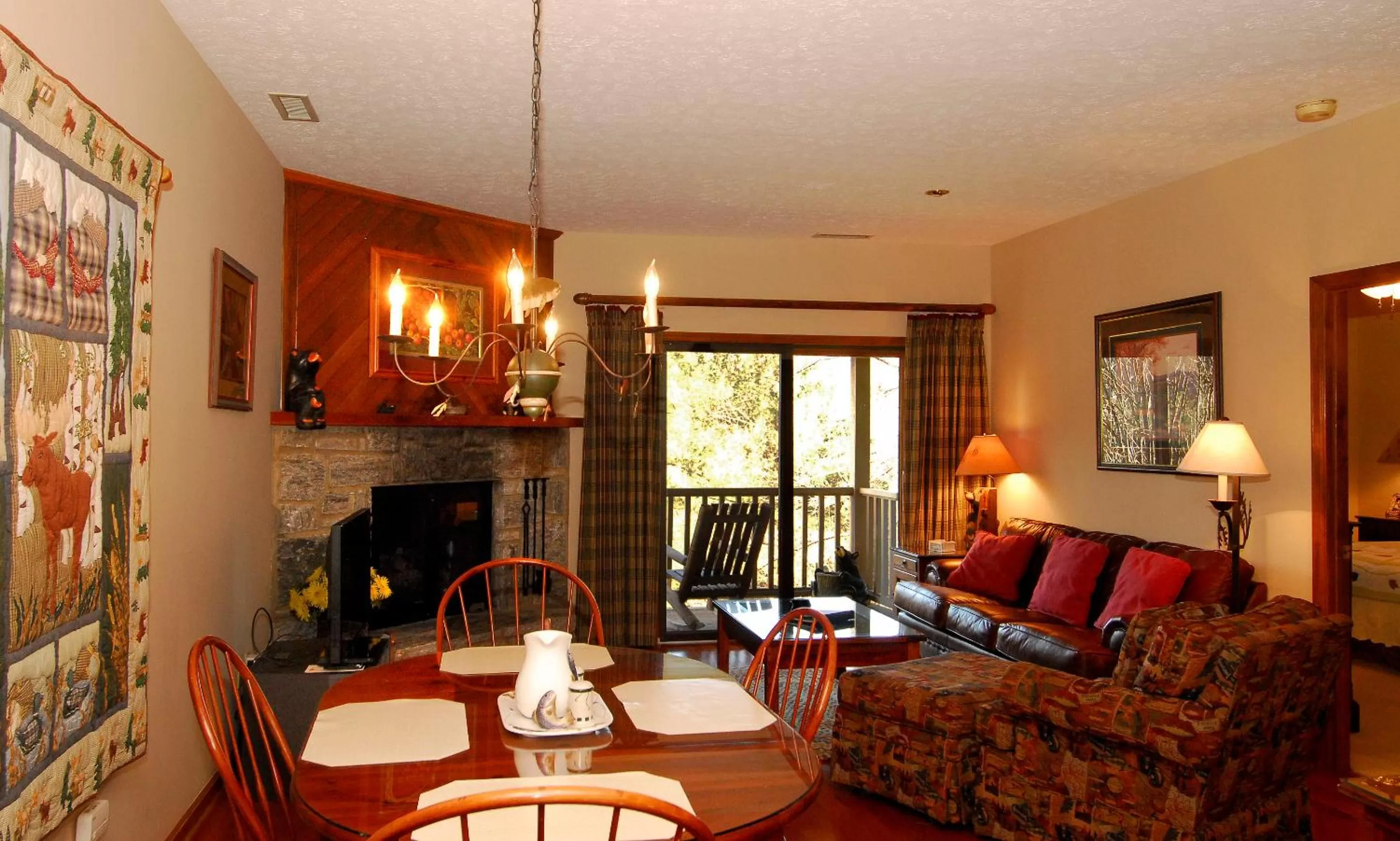 Living room in Chetola Resort Condominiums