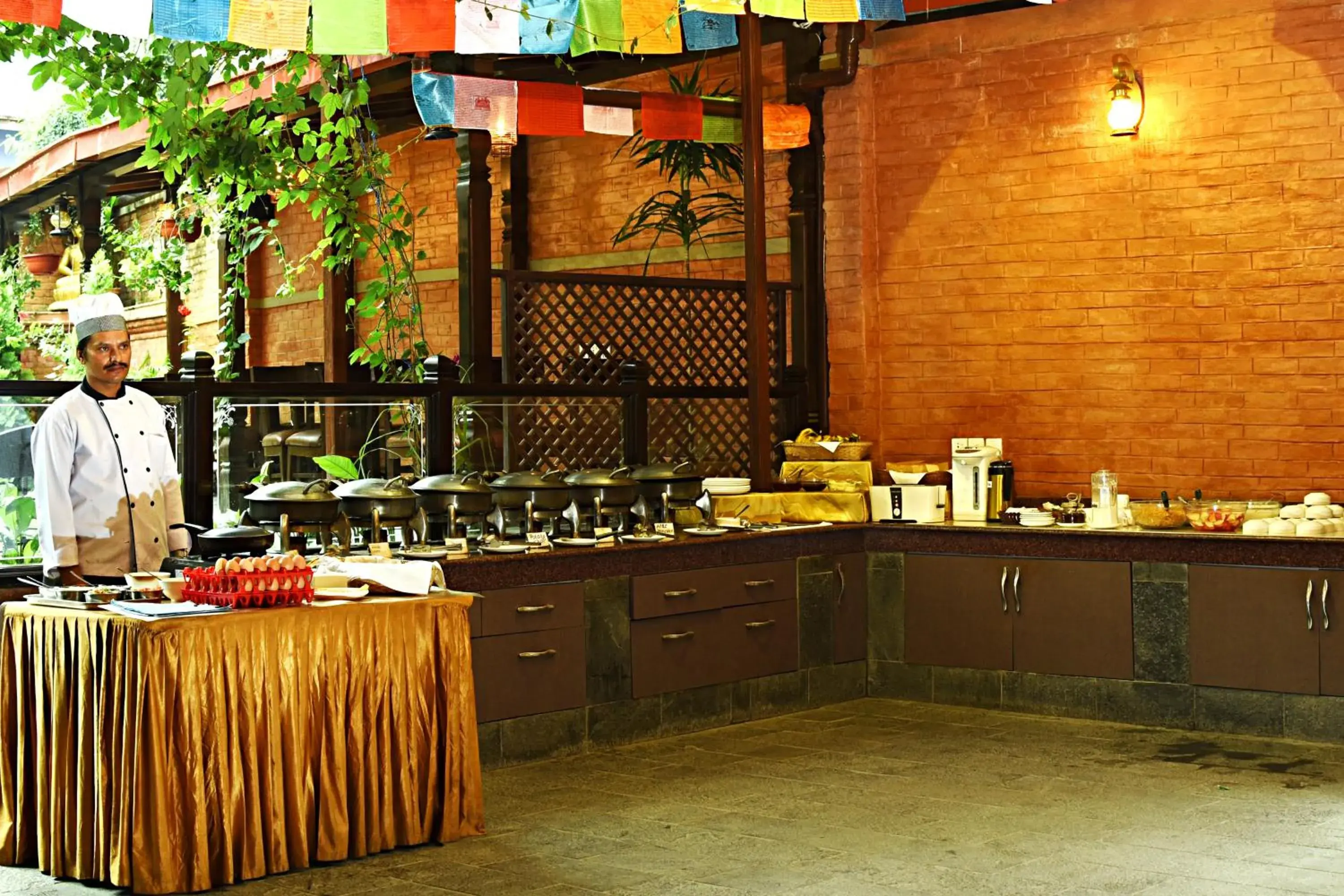 Buffet breakfast, Restaurant/Places to Eat in Hotel Buddha