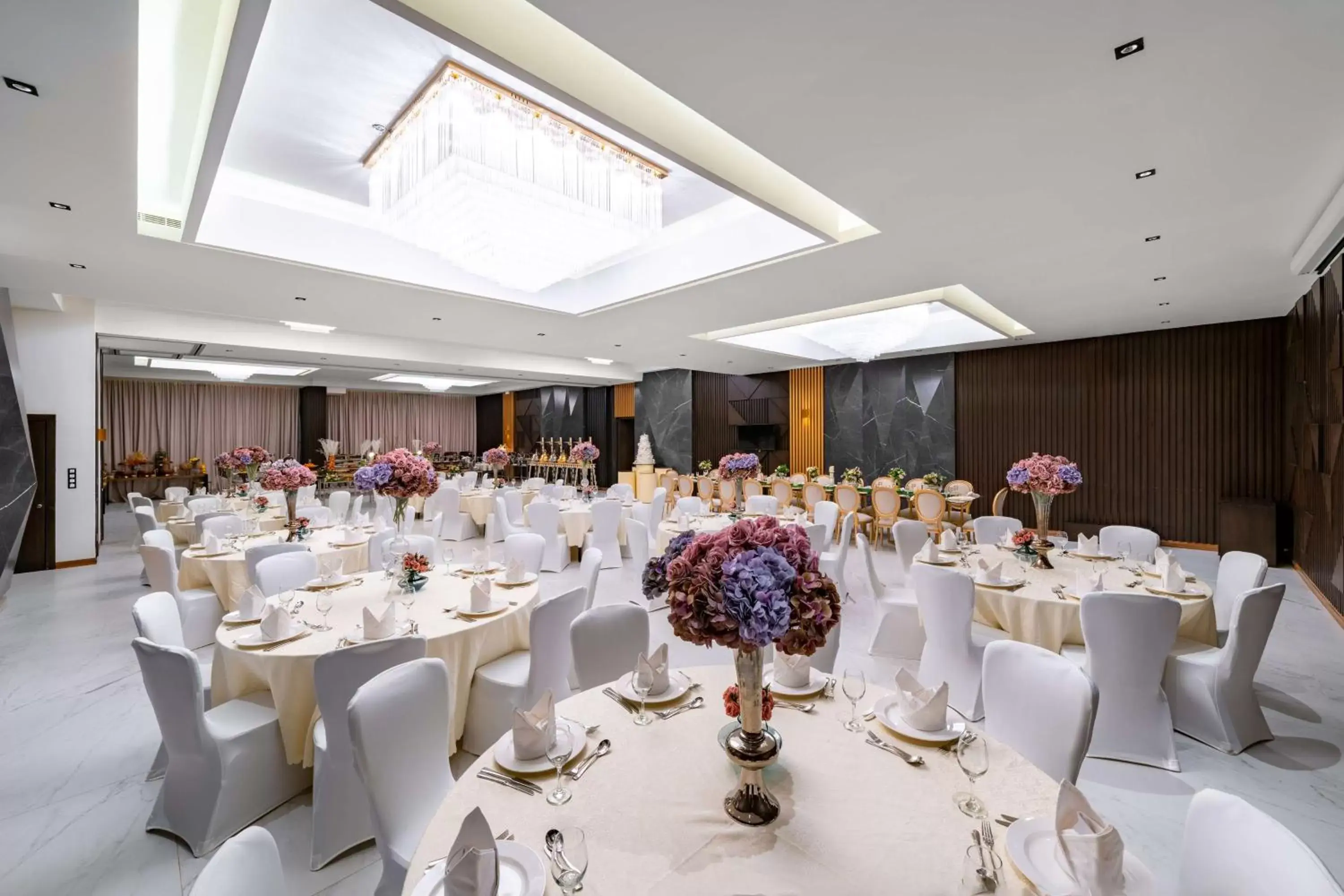 Banquet/Function facilities, Banquet Facilities in Radisson Blu Hotel Riyadh Qurtuba