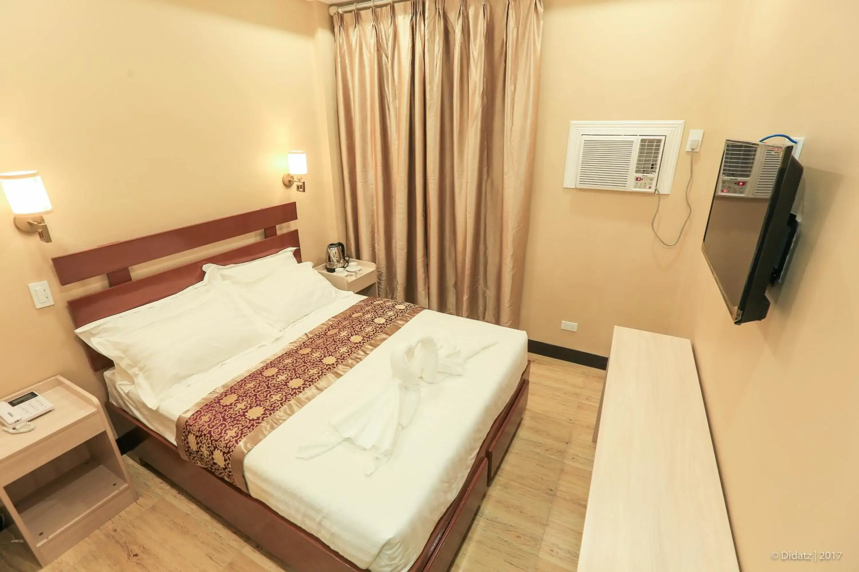 Bed in Southview Hotel Bed in Southview Hotel