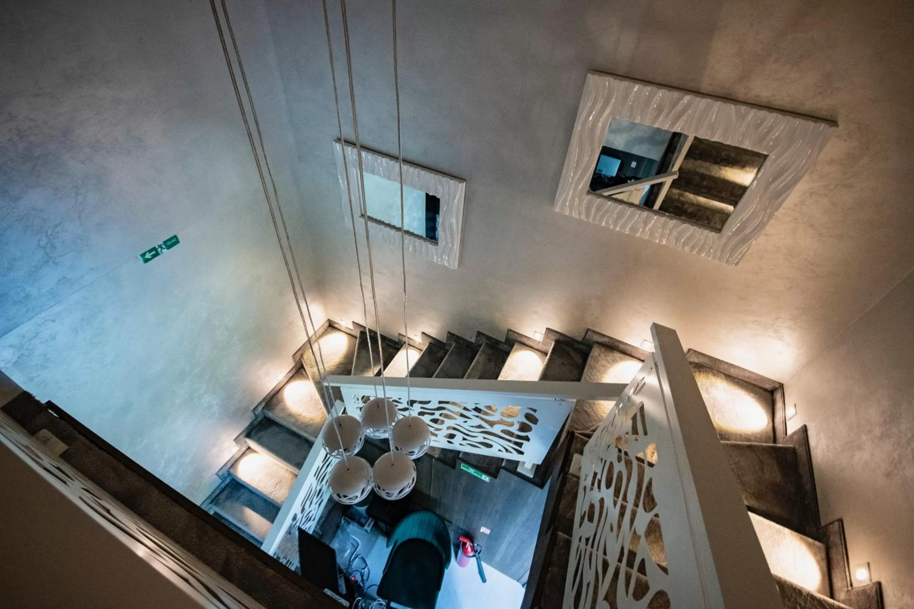 Area and facilities in FLOW