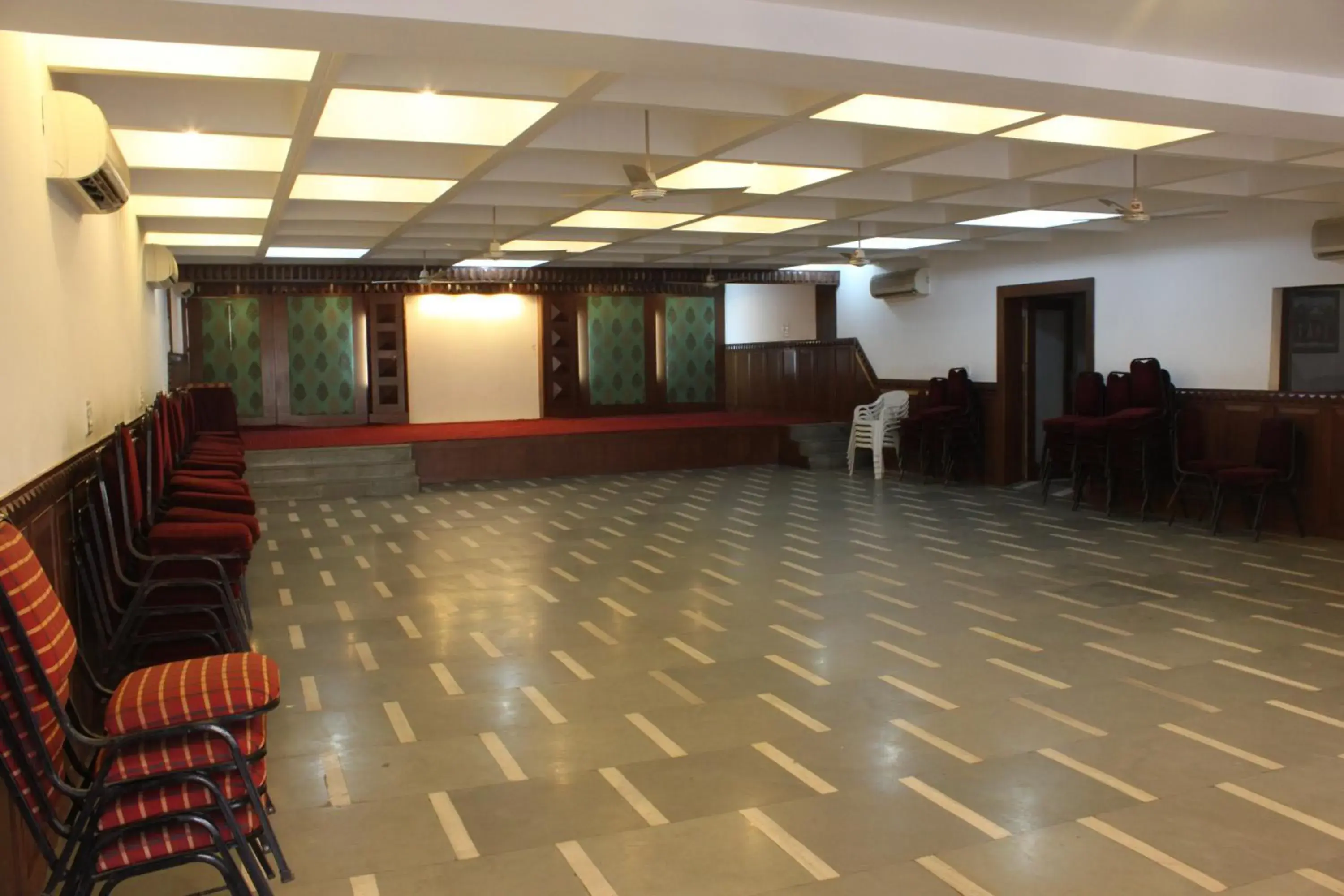 Banquet/Function facilities, Lobby/Reception in Hotel Kamla Palace