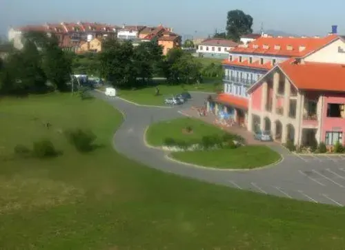 Facade/entrance in Hotel Cristina Facade/entrance in Hotel Cristina