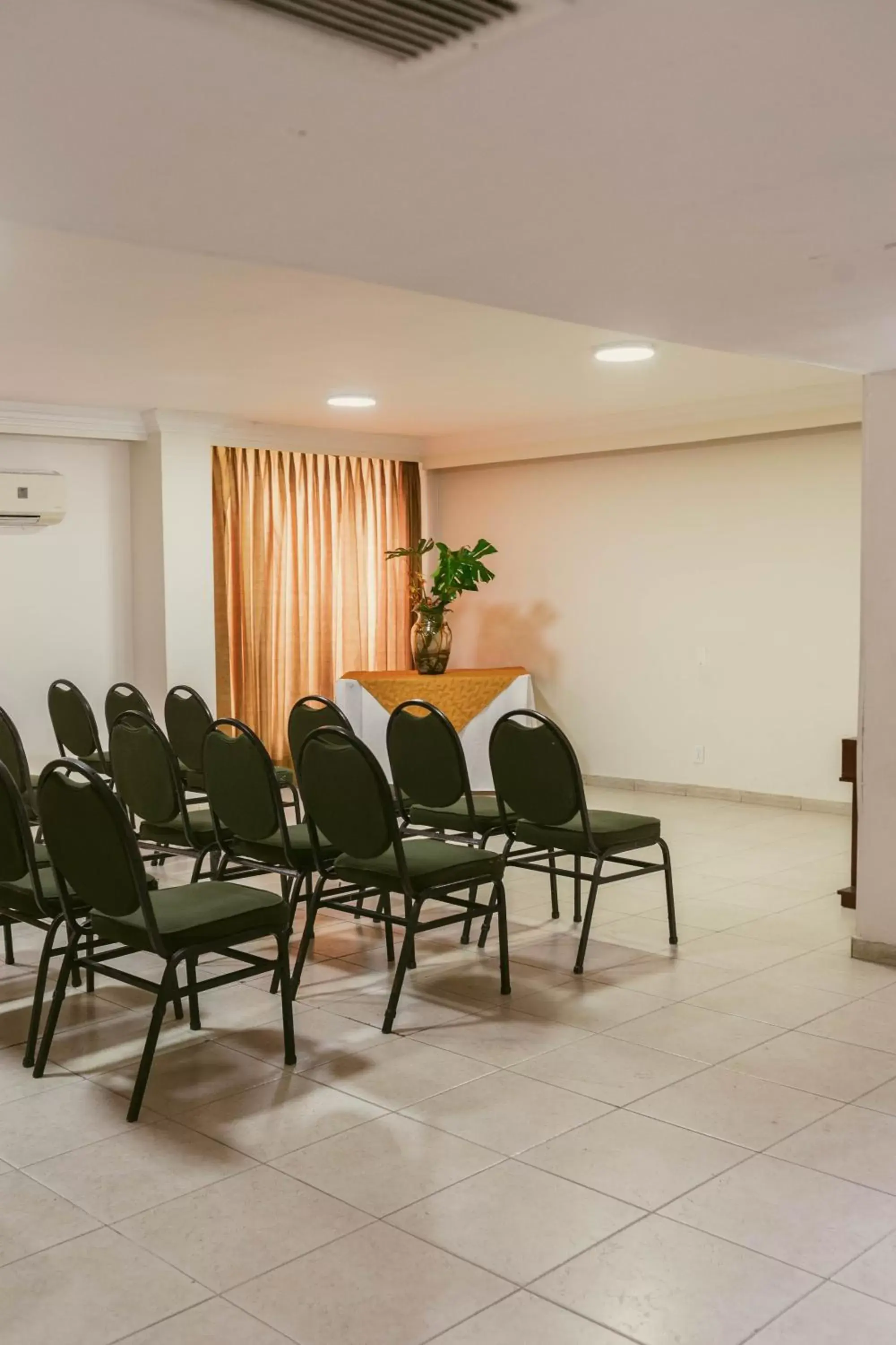 Meeting/conference room in Hotel Faranda Express Puerta del Sol Barranquilla