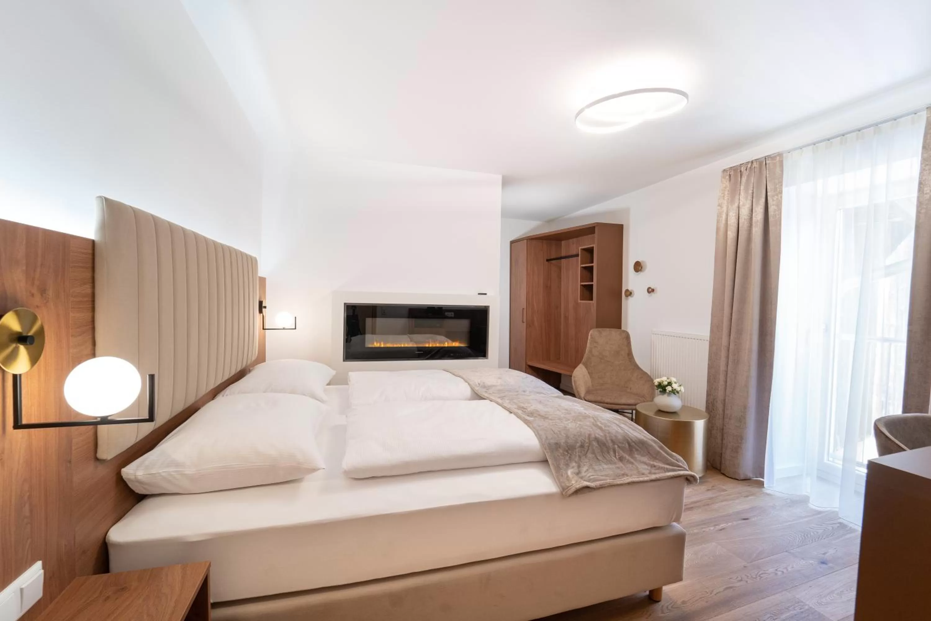 Bedroom, Bed in das mondsee