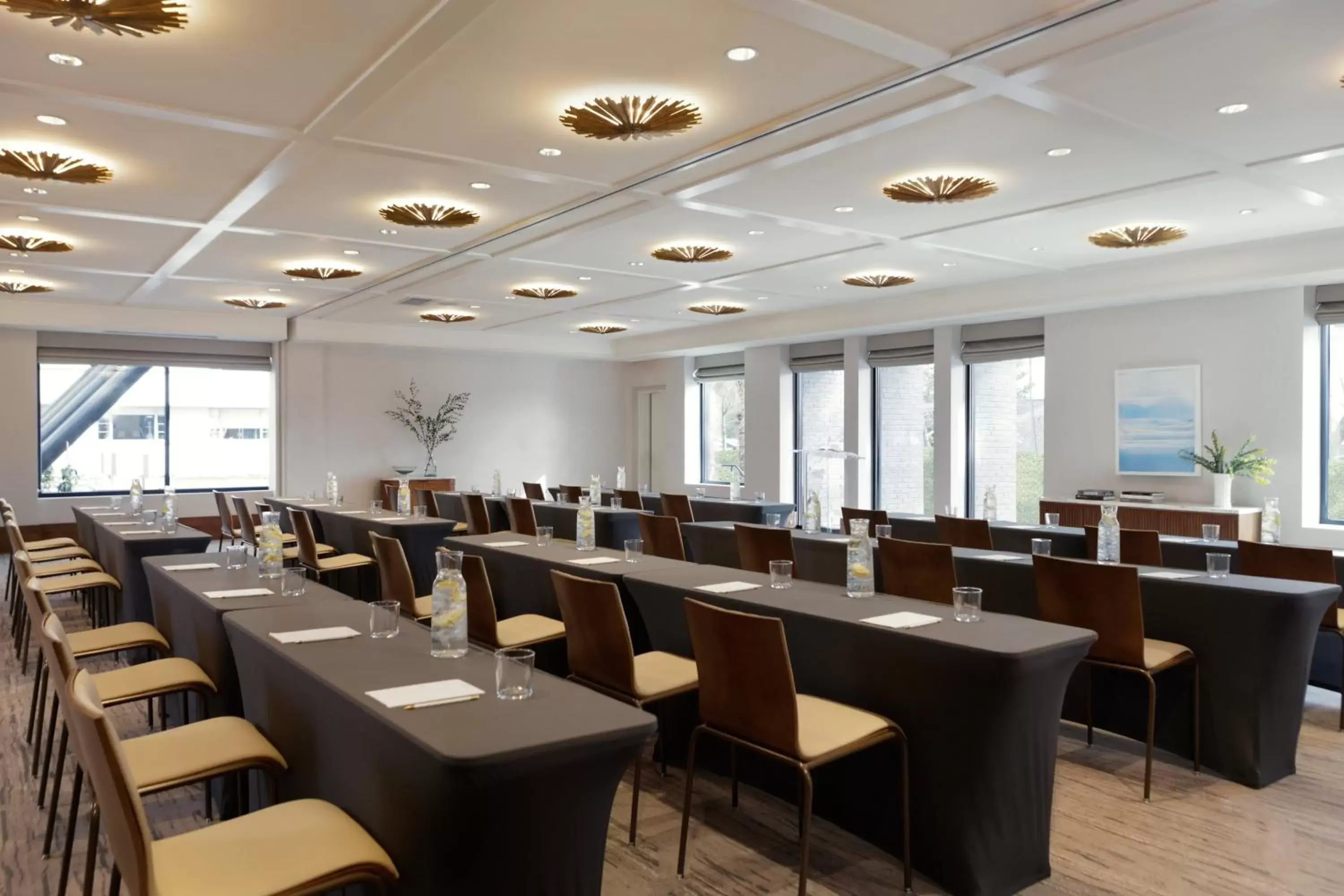 Meeting/conference room, Restaurant/Places to Eat in Kimpton - Sylvan Hotel, an IHG Hotel