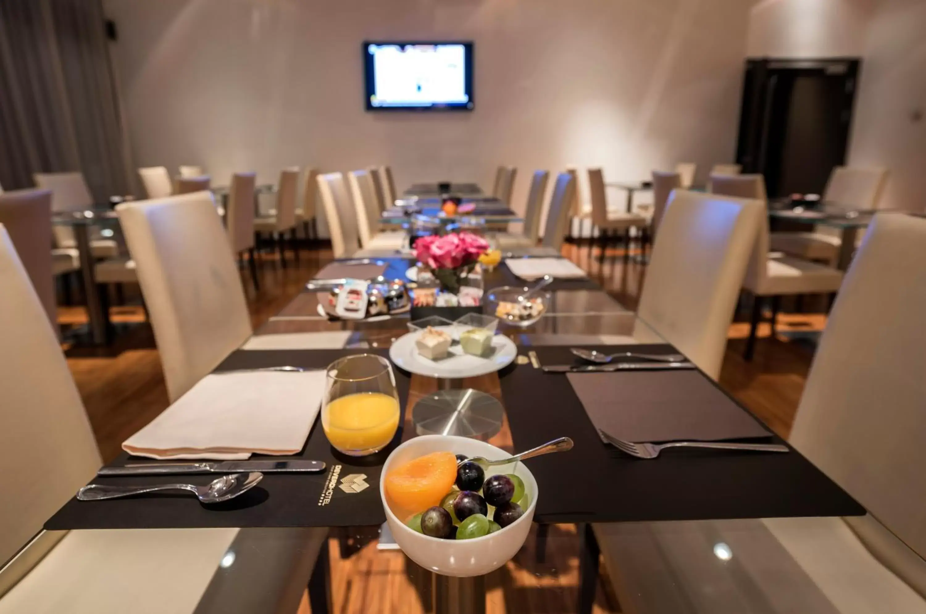 Buffet breakfast, Restaurant/Places to Eat in Devero Hotel BW Signature Collection