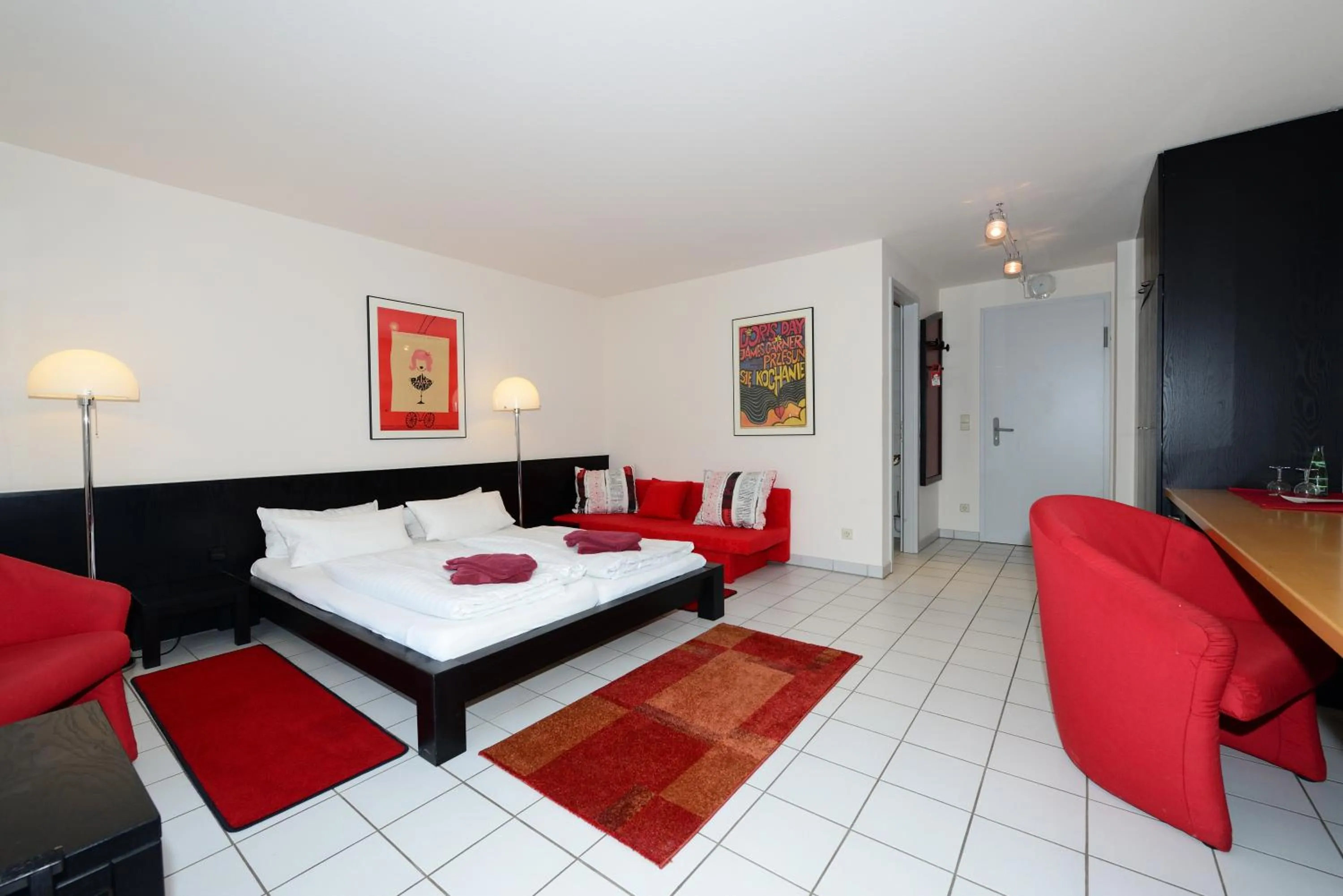 Photo of the whole room, Bed in Art Hotel Weimar