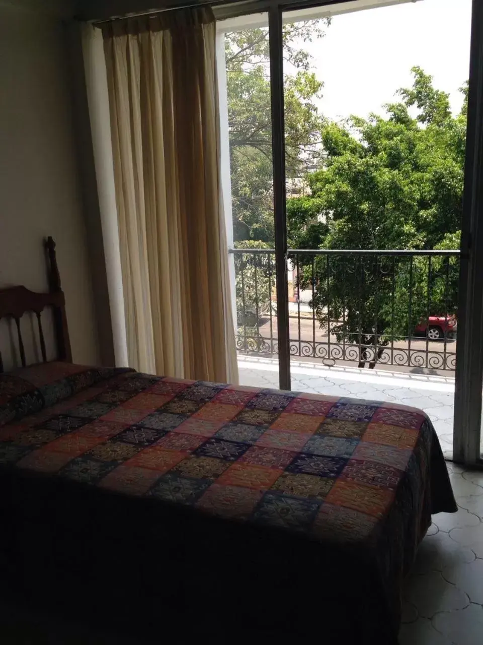 Balcony/Terrace, Bed in Hotel Flamingos Colima