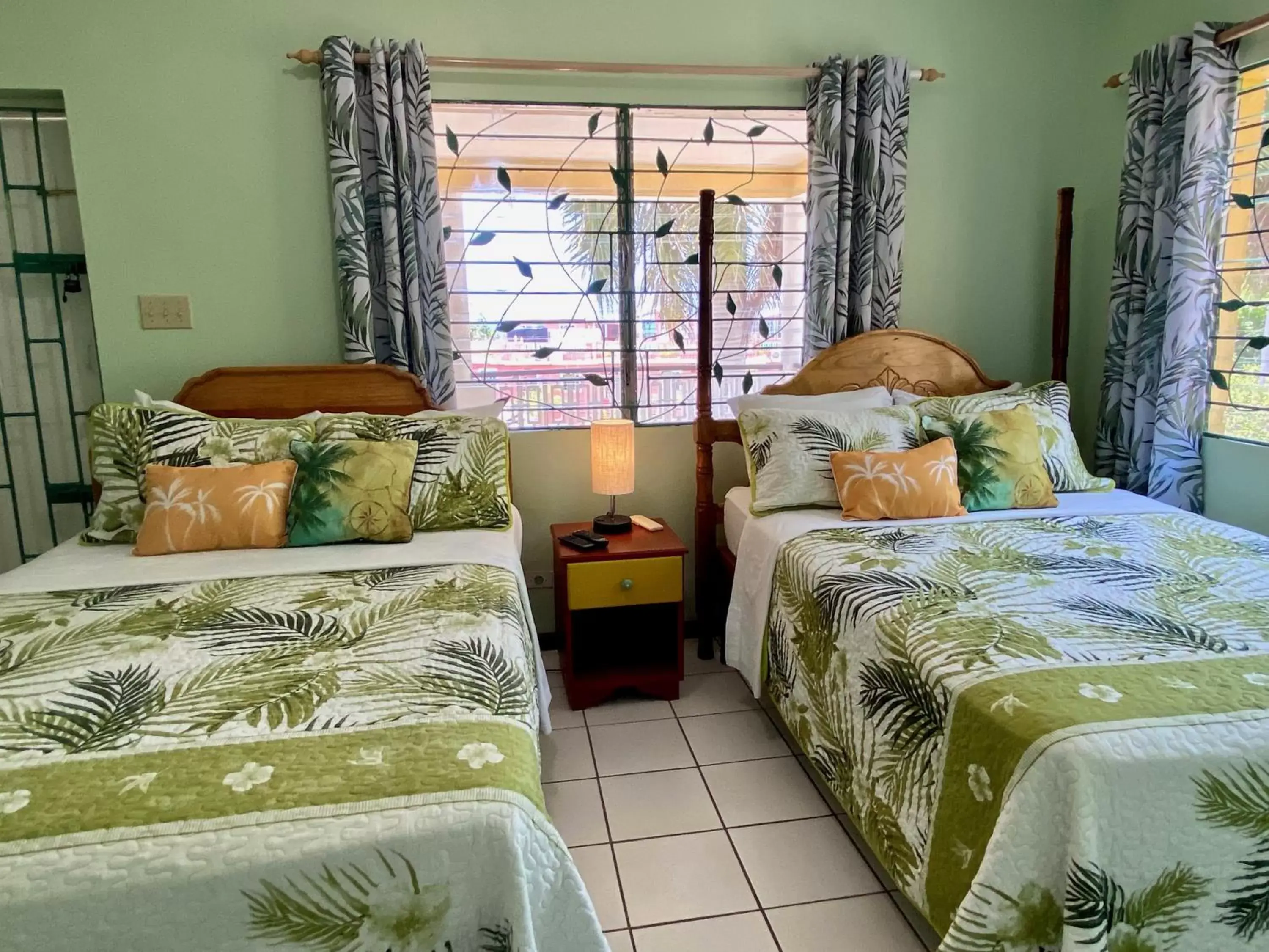 Bedroom, Bed in The Blue Orchid B&B