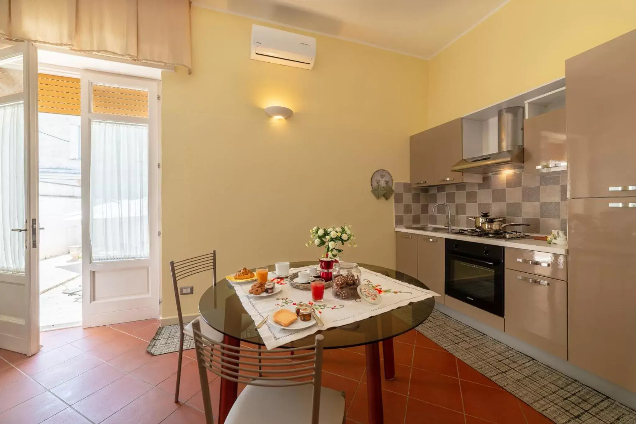 Dining Area in Villa Domus Salento Suites & Rooms con parcheggio privato in loco