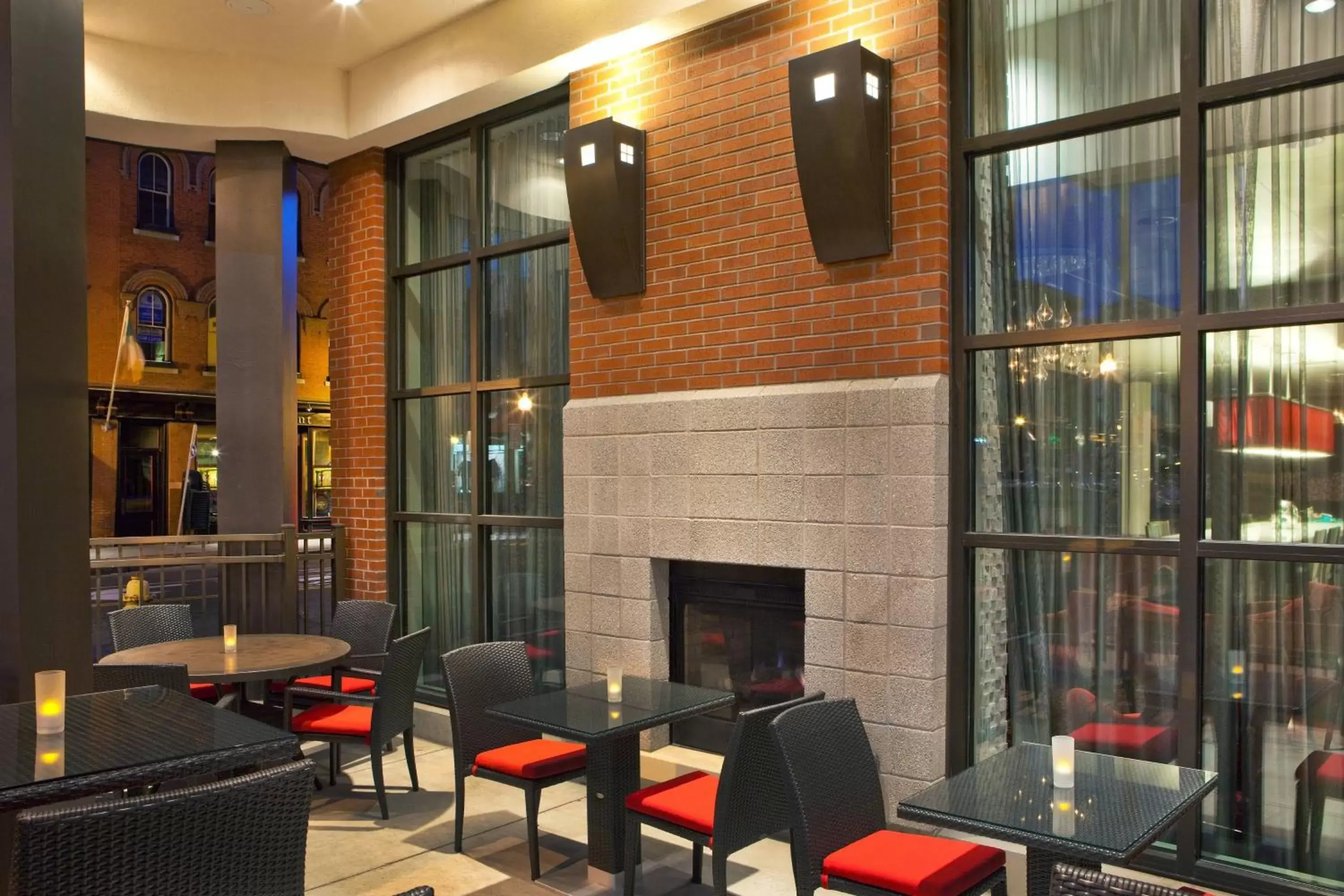 Restaurant/places to eat in Residence Inn by Marriott Syracuse Downtown at Armory Square