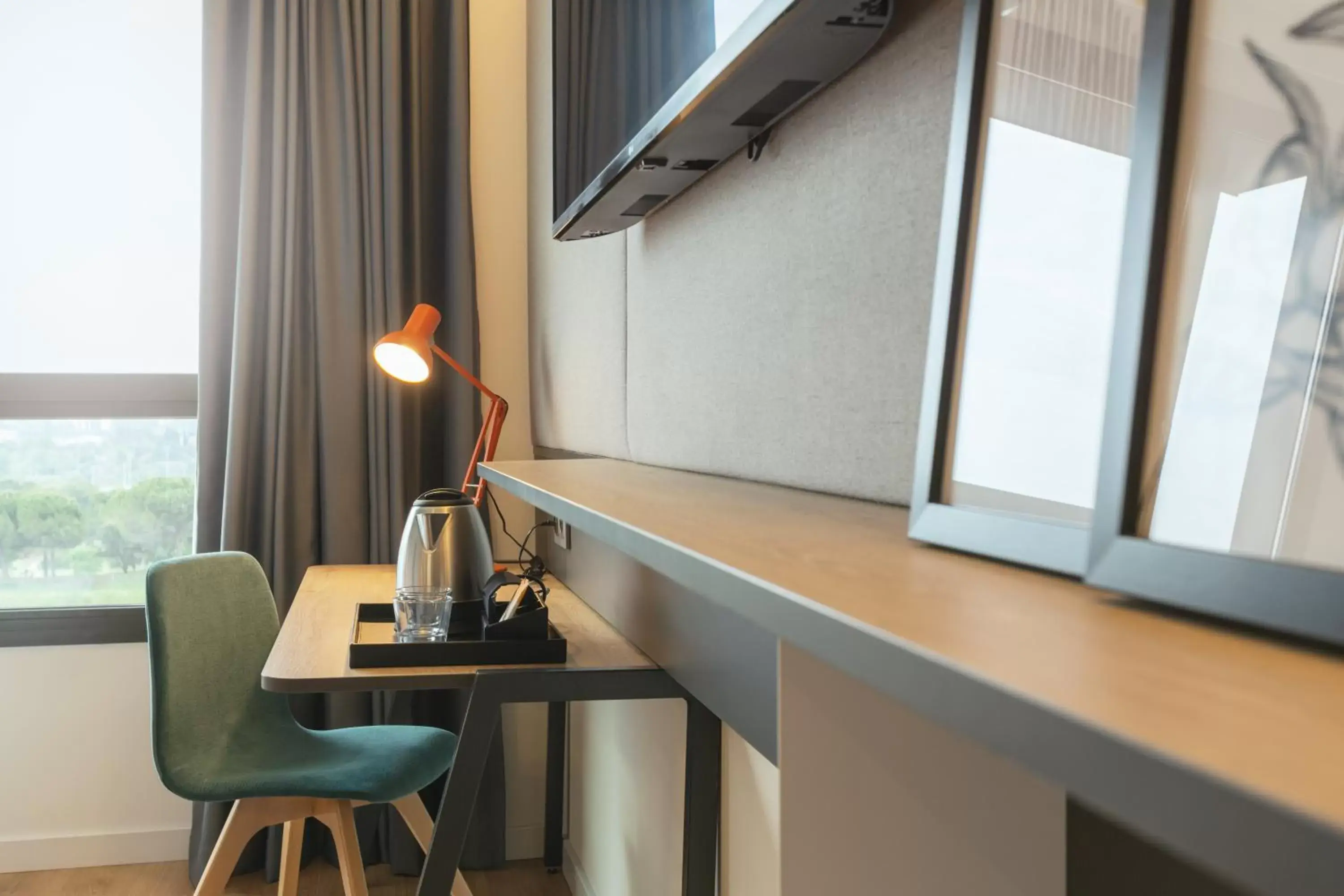 TV and multimedia, TV/Entertainment Center in Holiday Inn Barcelona - Sant Cugat, an IHG Hotel