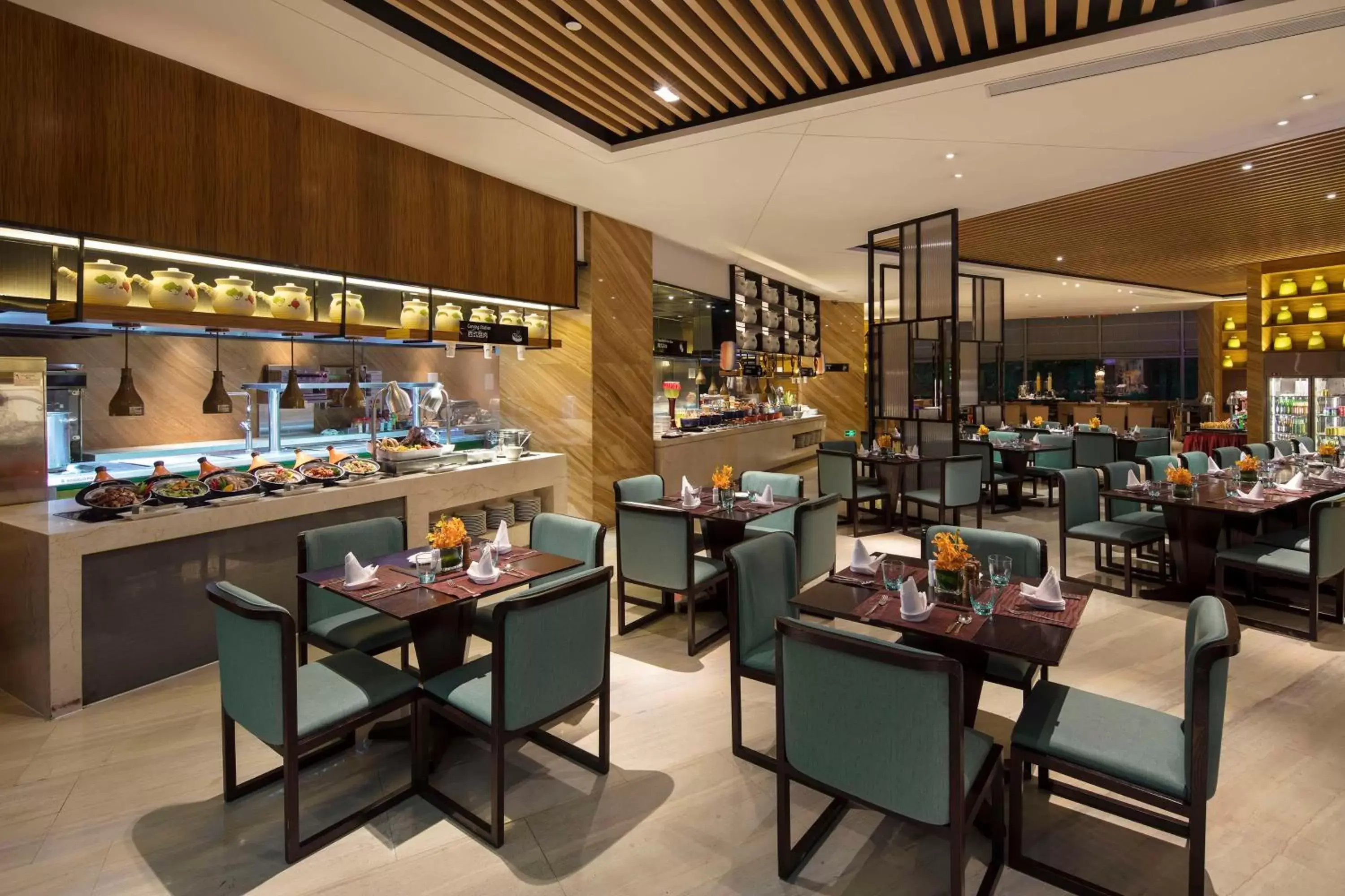 Restaurant/Places to Eat in DoubleTree by Hilton Hotel Guangzhou - Science City