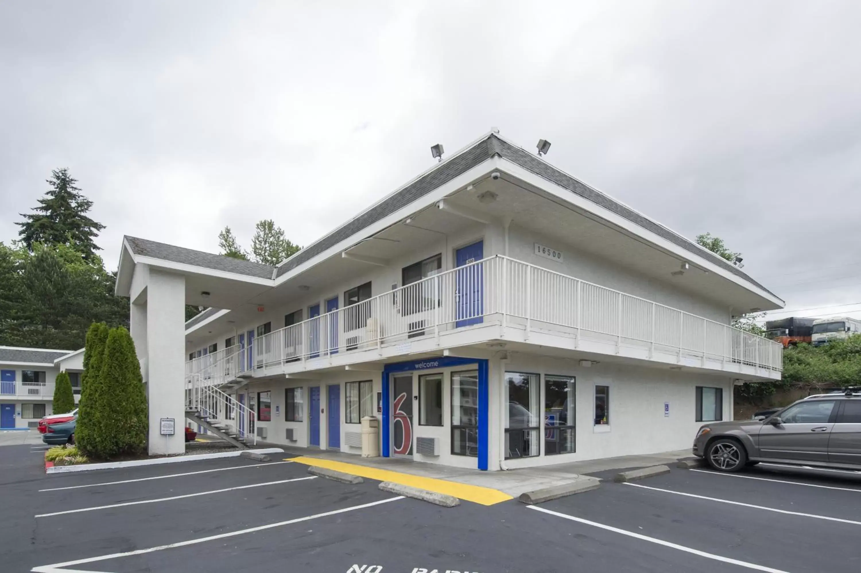 Property Building in Motel 6-Seattle, WA - Airport
