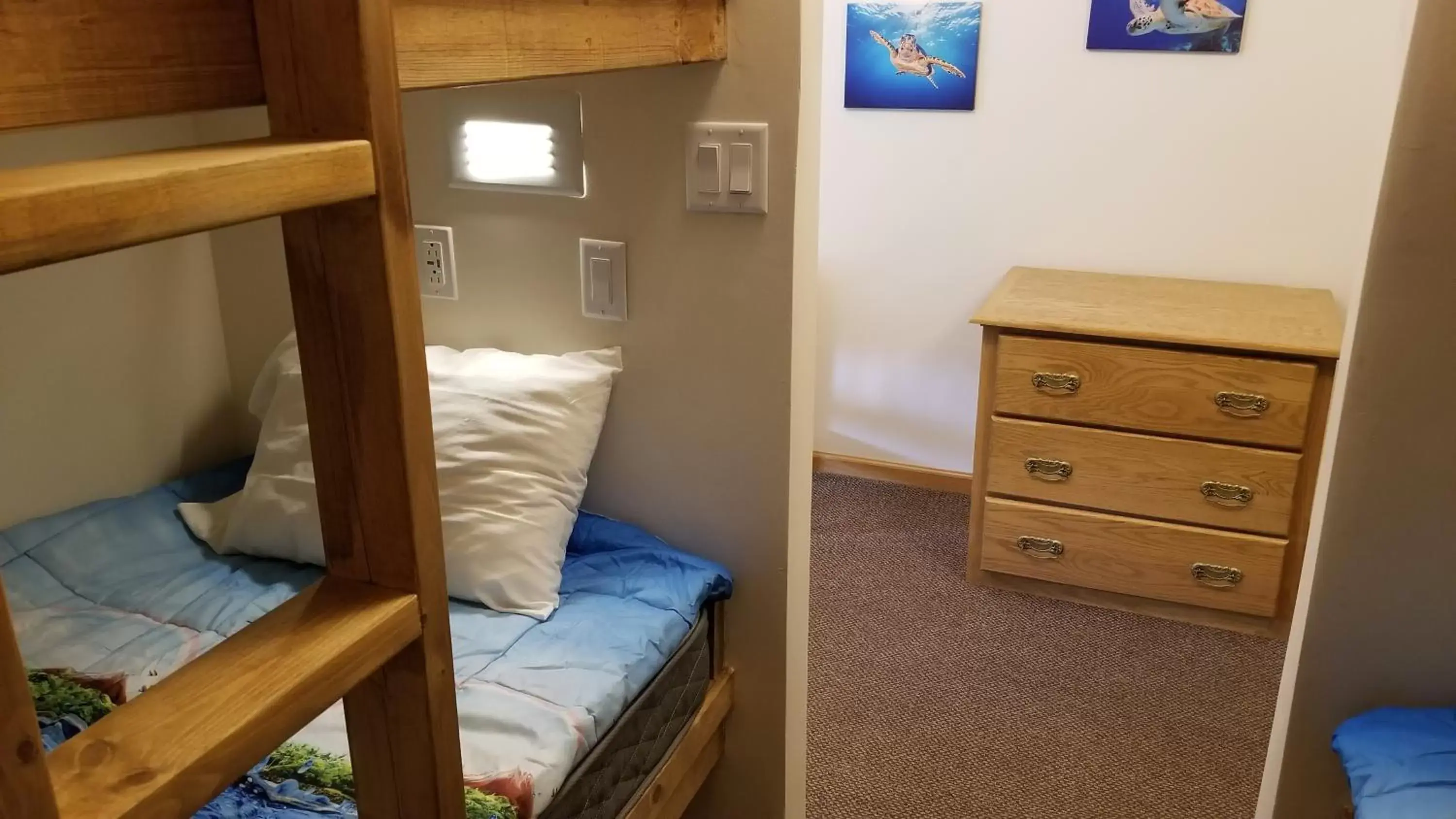 Bunk Bed in Brook Pointe Inn