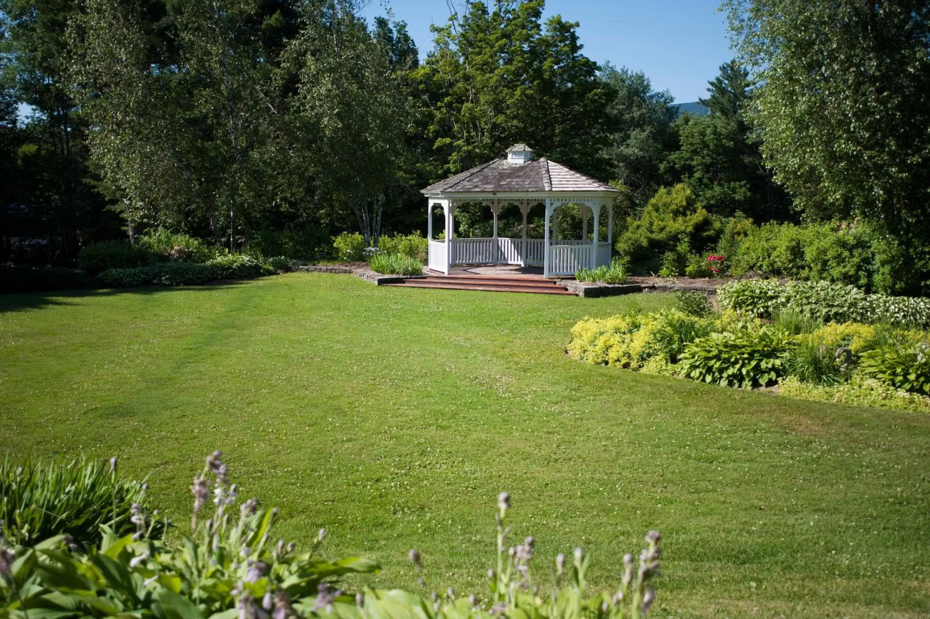 Garden in Summit Lodge