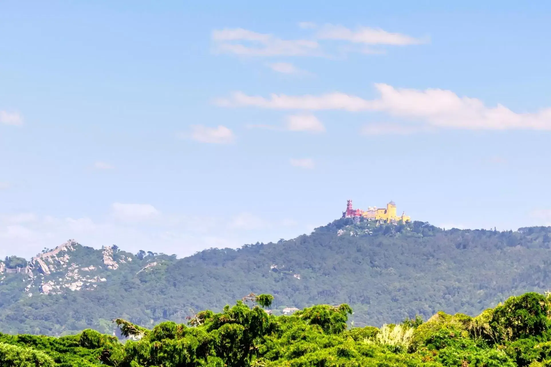 Nearby landmark, Mountain View in WOT Sintra Sarrazola