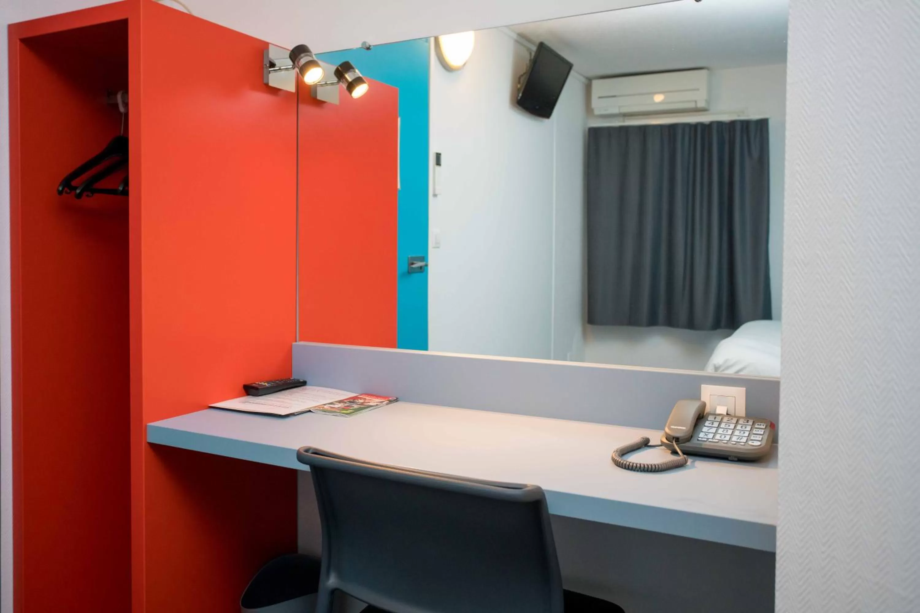 air conditioner in Fasthotel Artigues