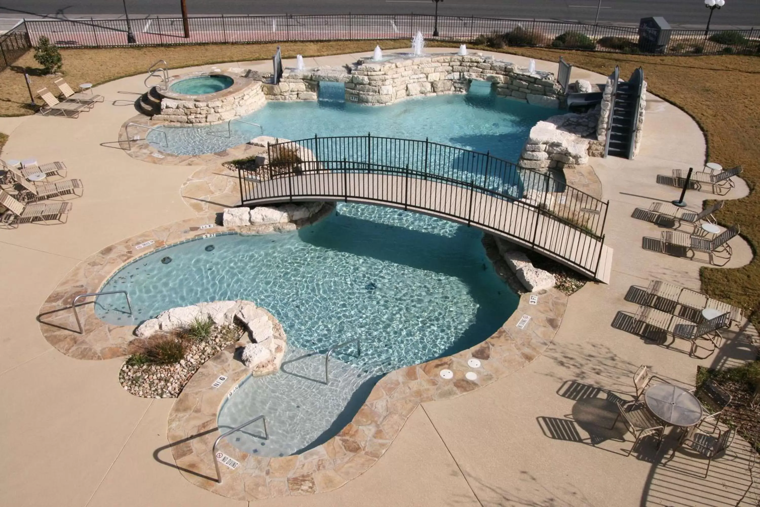 Pool View in Hampton Inn & Suites Fredericksburg