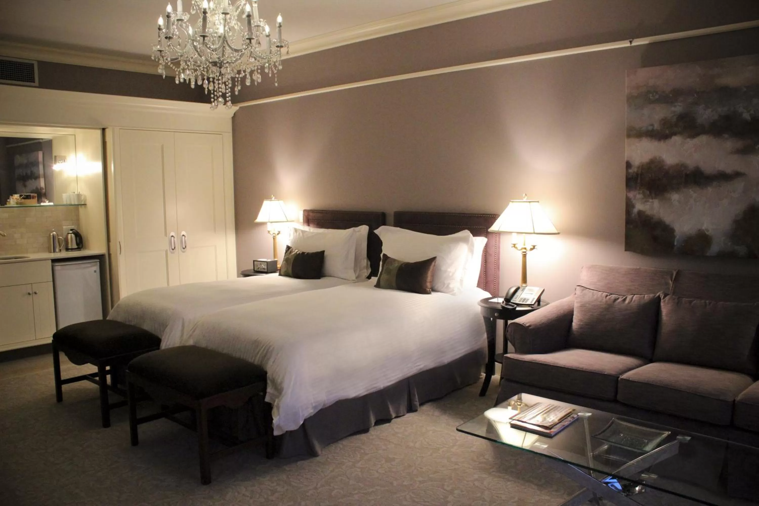 Bedroom in The Bruce Hotel