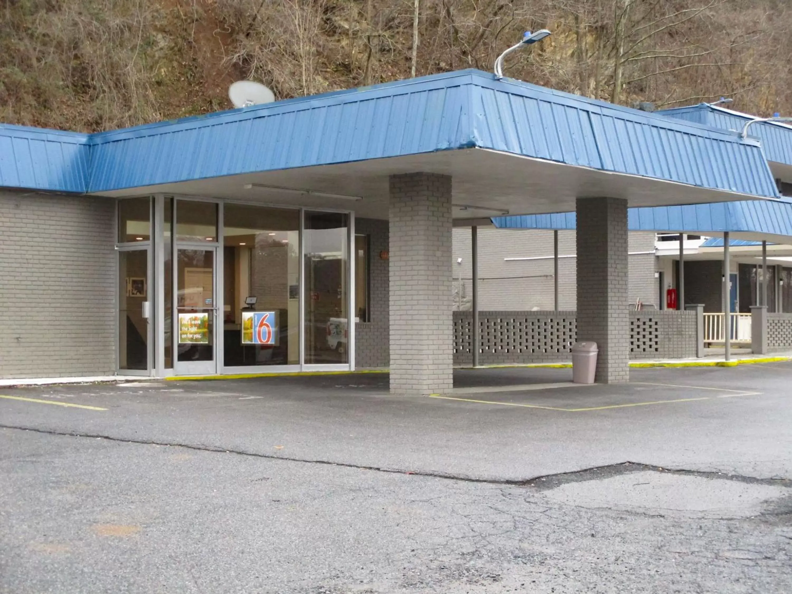 Property building in Motel 6-Chilhowie, VA Property building in Motel 6-Chilhowie, VA
