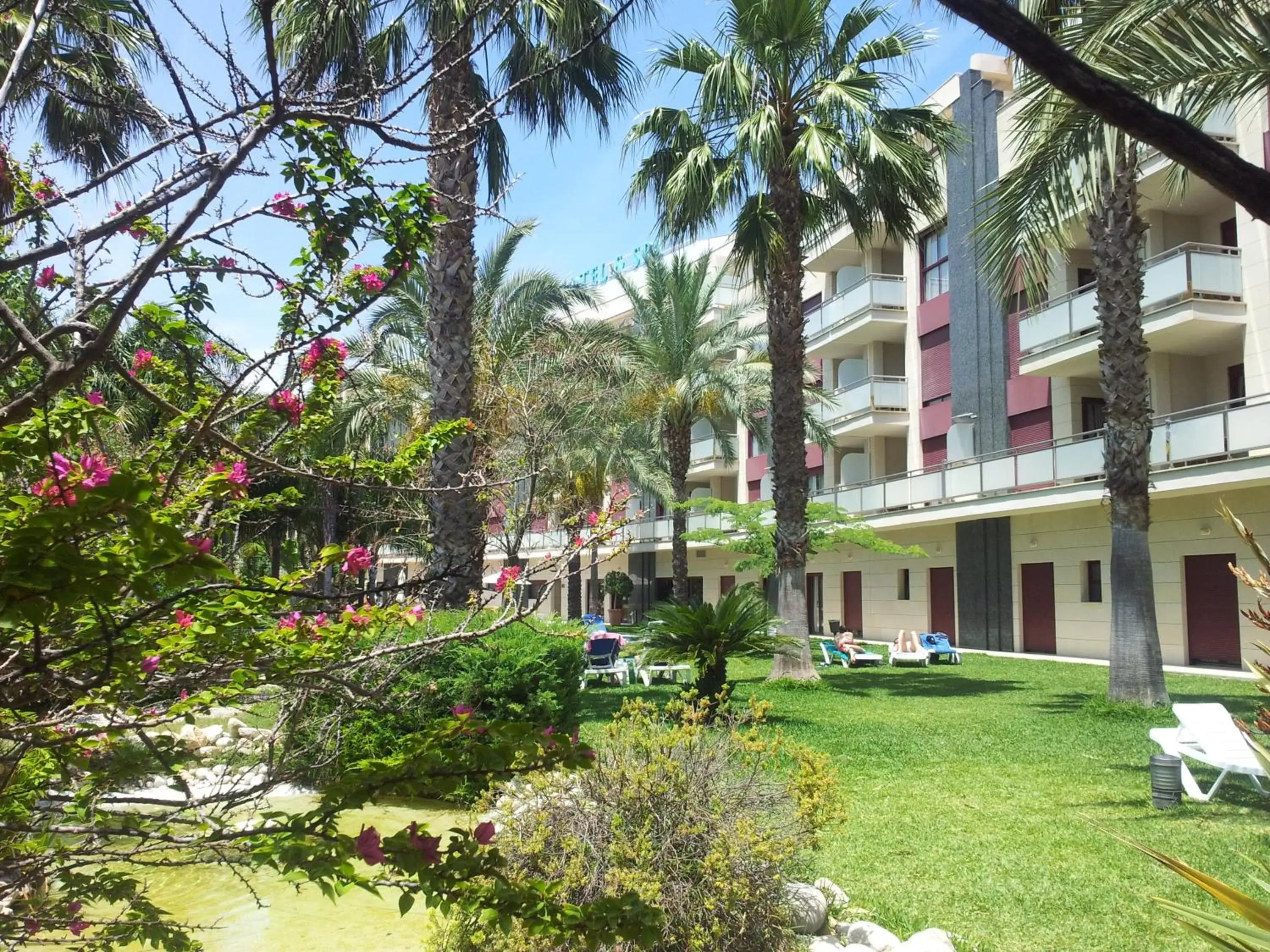 Facade/entrance in Daniya Denia Spa & Business 4* Facade/entrance in Daniya Denia Spa & Business 4*