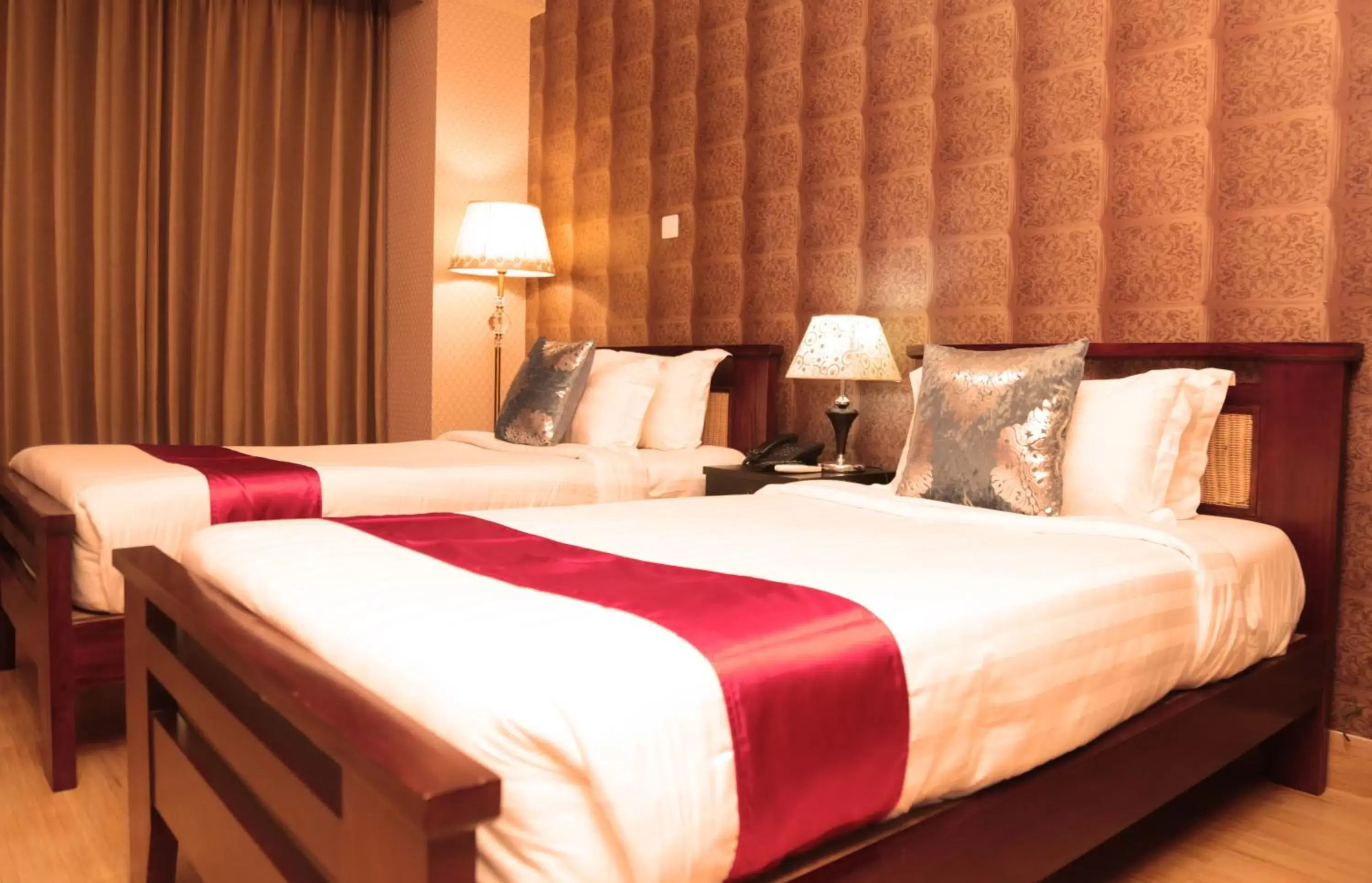 Bed in Civic Inn Bed in Civic Inn