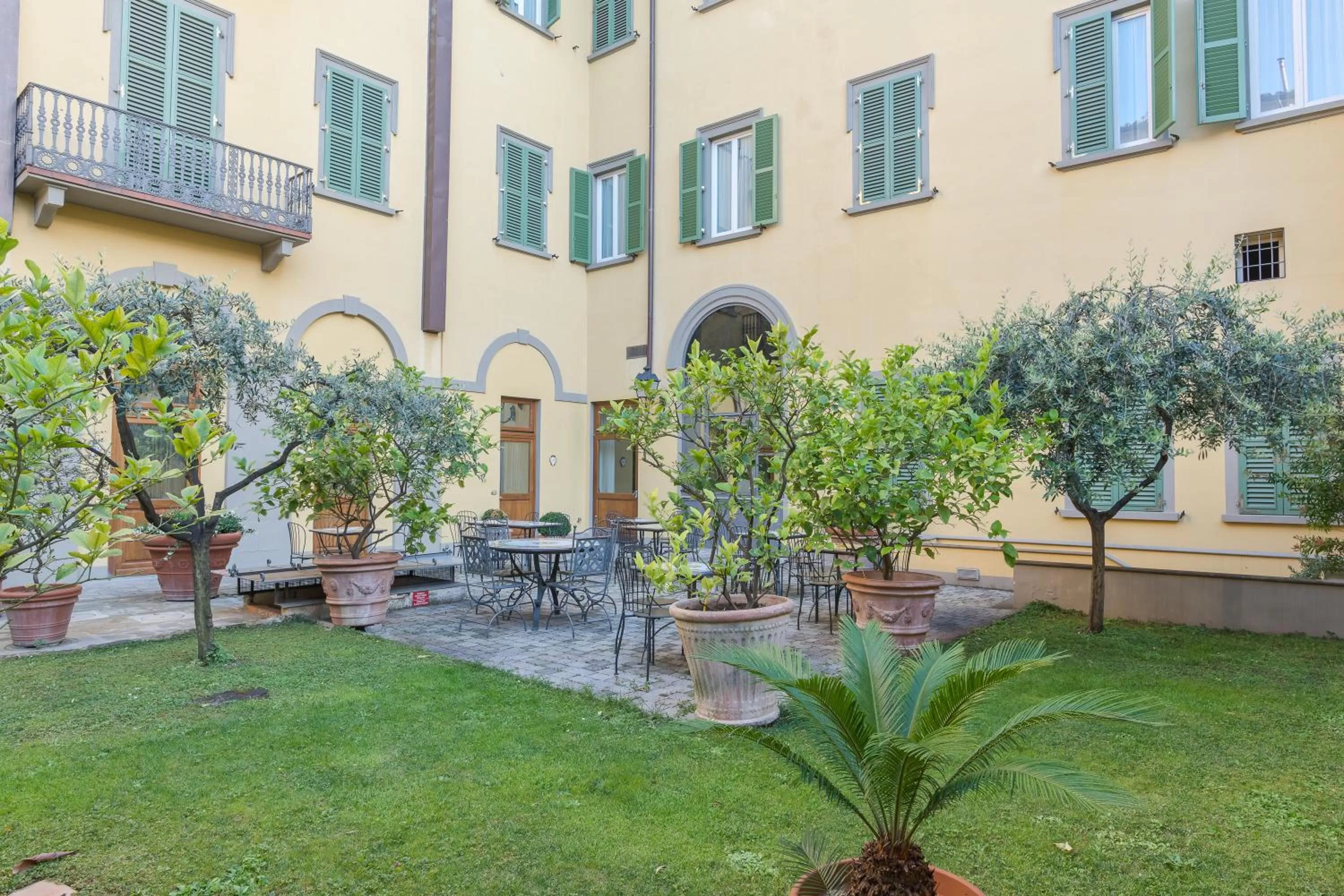 Property building in Hotel Donatello