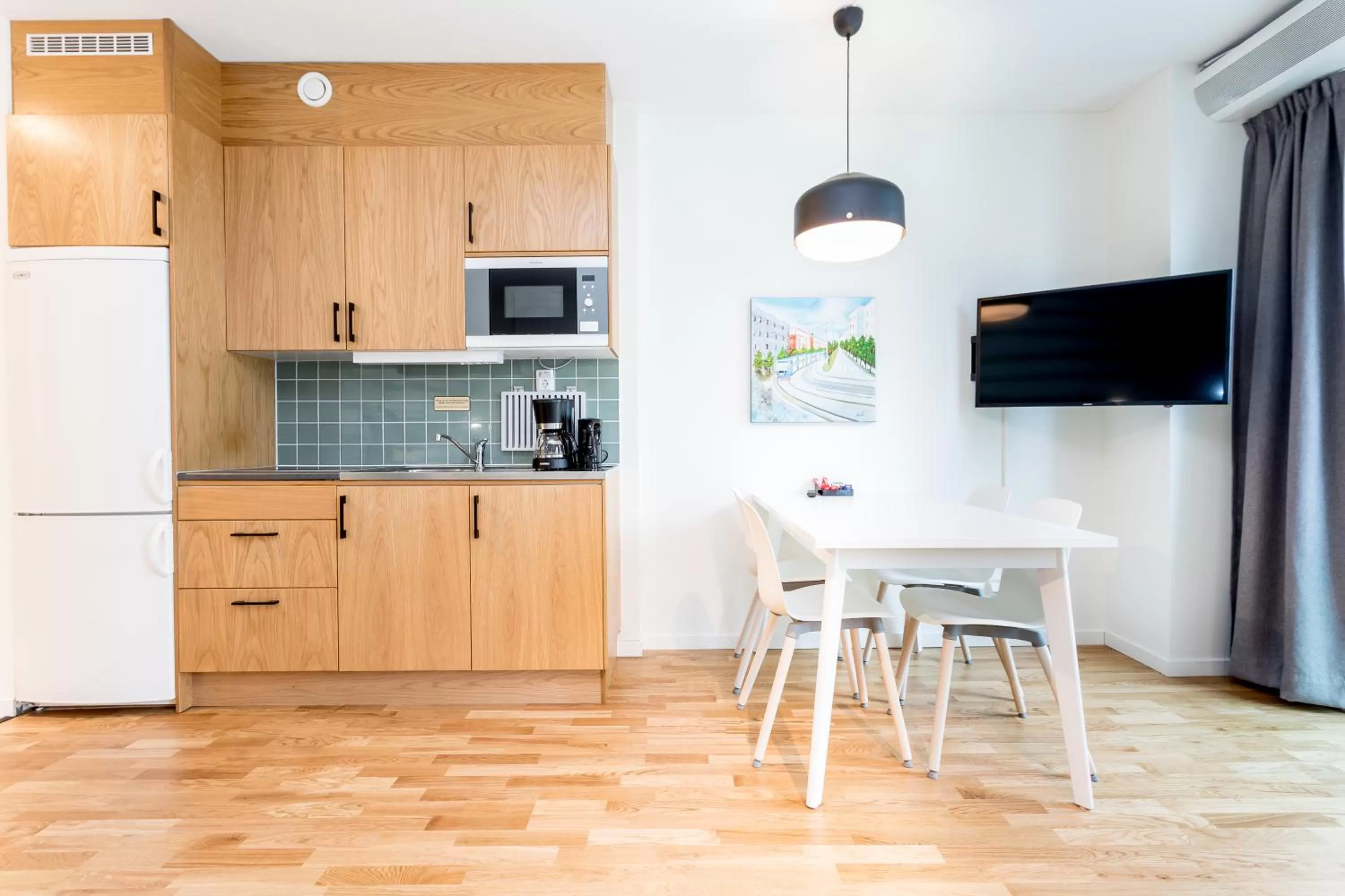 Kitchen or kitchenette in ApartDirect Hammarby Sjöstad