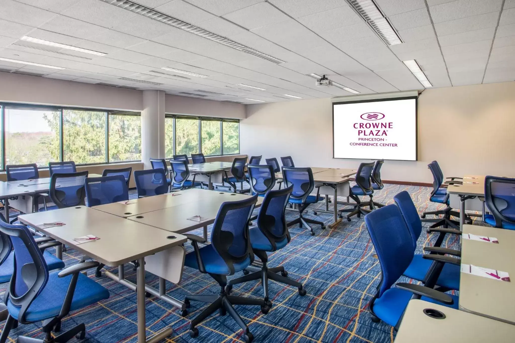 Meeting/conference room in Crowne Plaza Princeton, an IHG Hotel