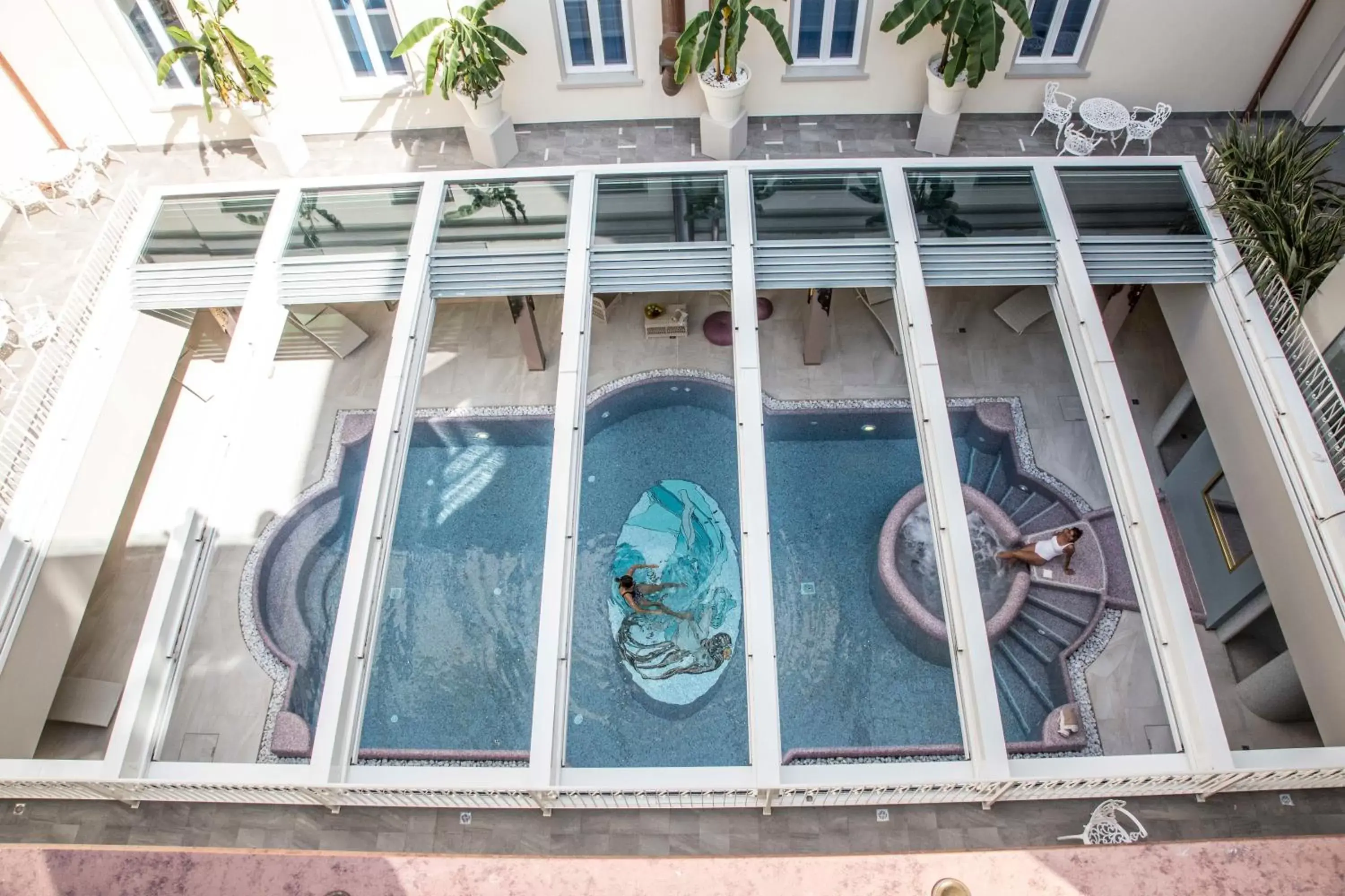 Swimming pool in Grand Hotel Salsomaggiore Swimming pool in Grand Hotel Salsomaggiore