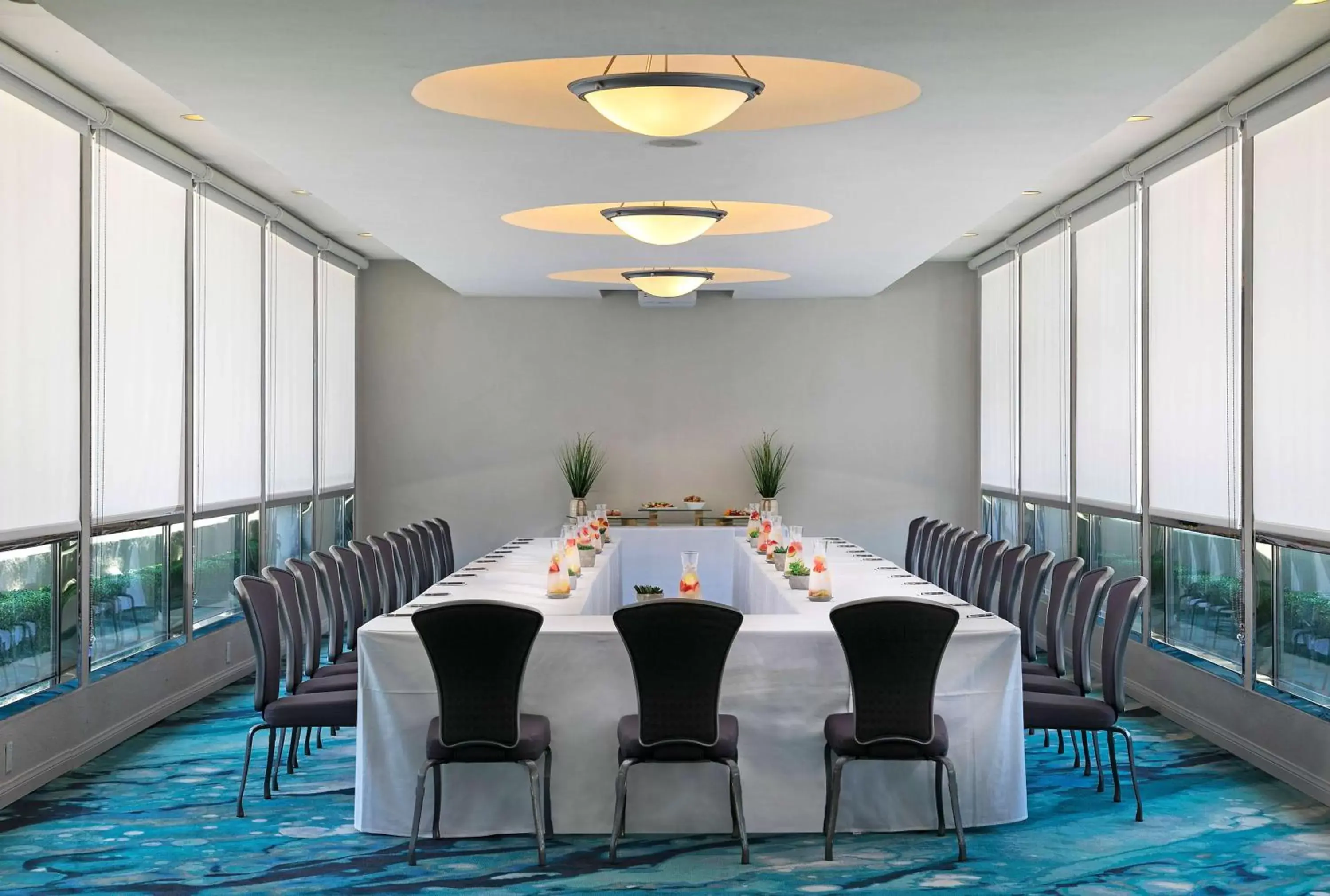 Meeting/conference room, Swimming Pool in The Belamar Hotel Manhattan Beach, Tapestry by Hilton