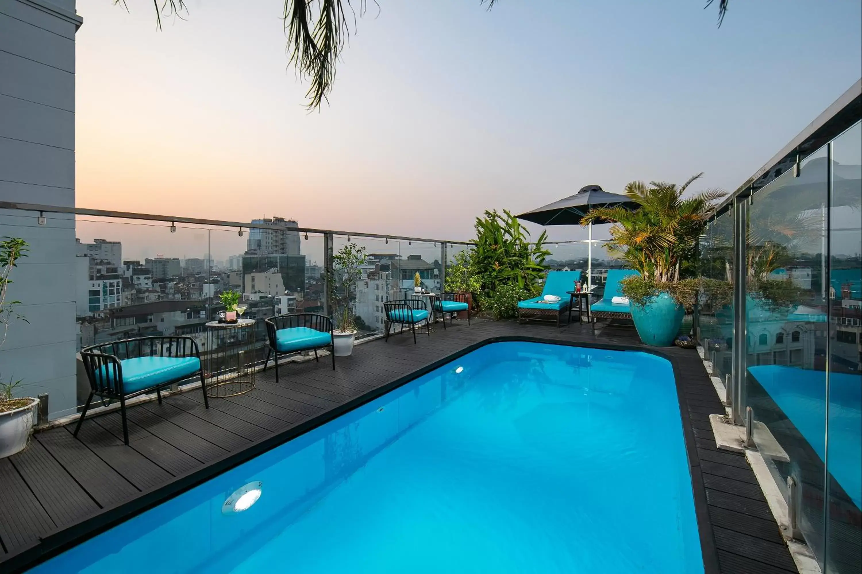 Suite with Terrace in San Palace Hotel & Rooftop Suite with Terrace in San Palace Hotel & Rooftop