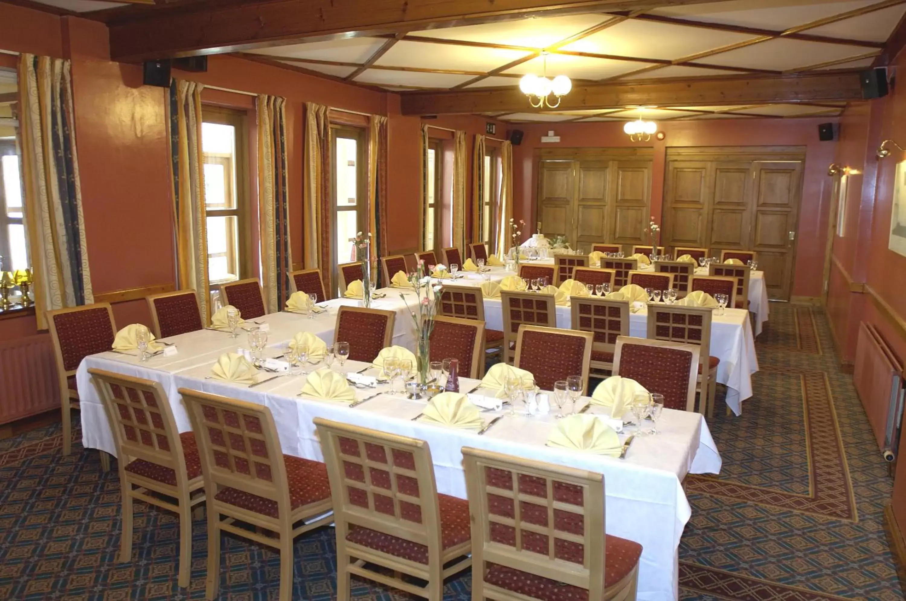 Banquet/Function facilities in Burton Hotel