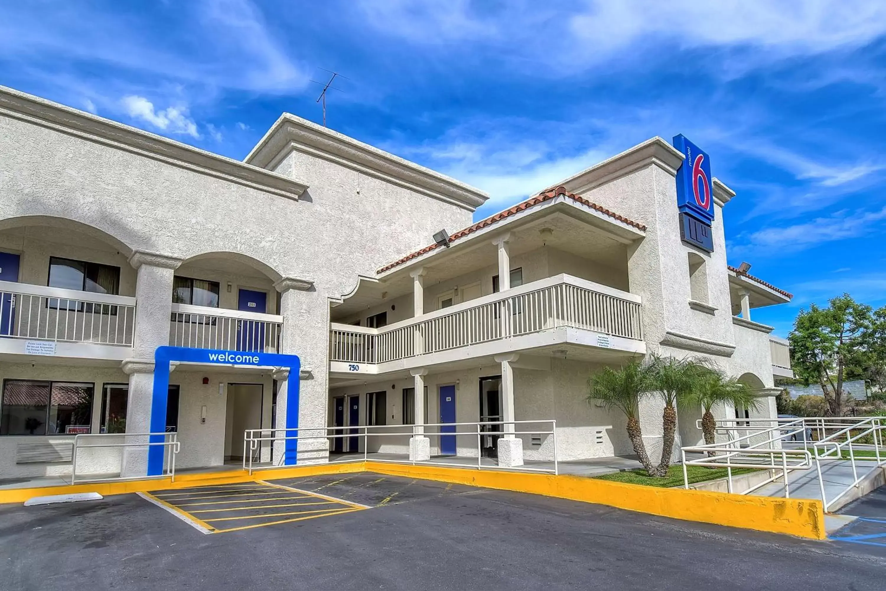 Property Building in Motel 6-Carlsbad, CA Beach