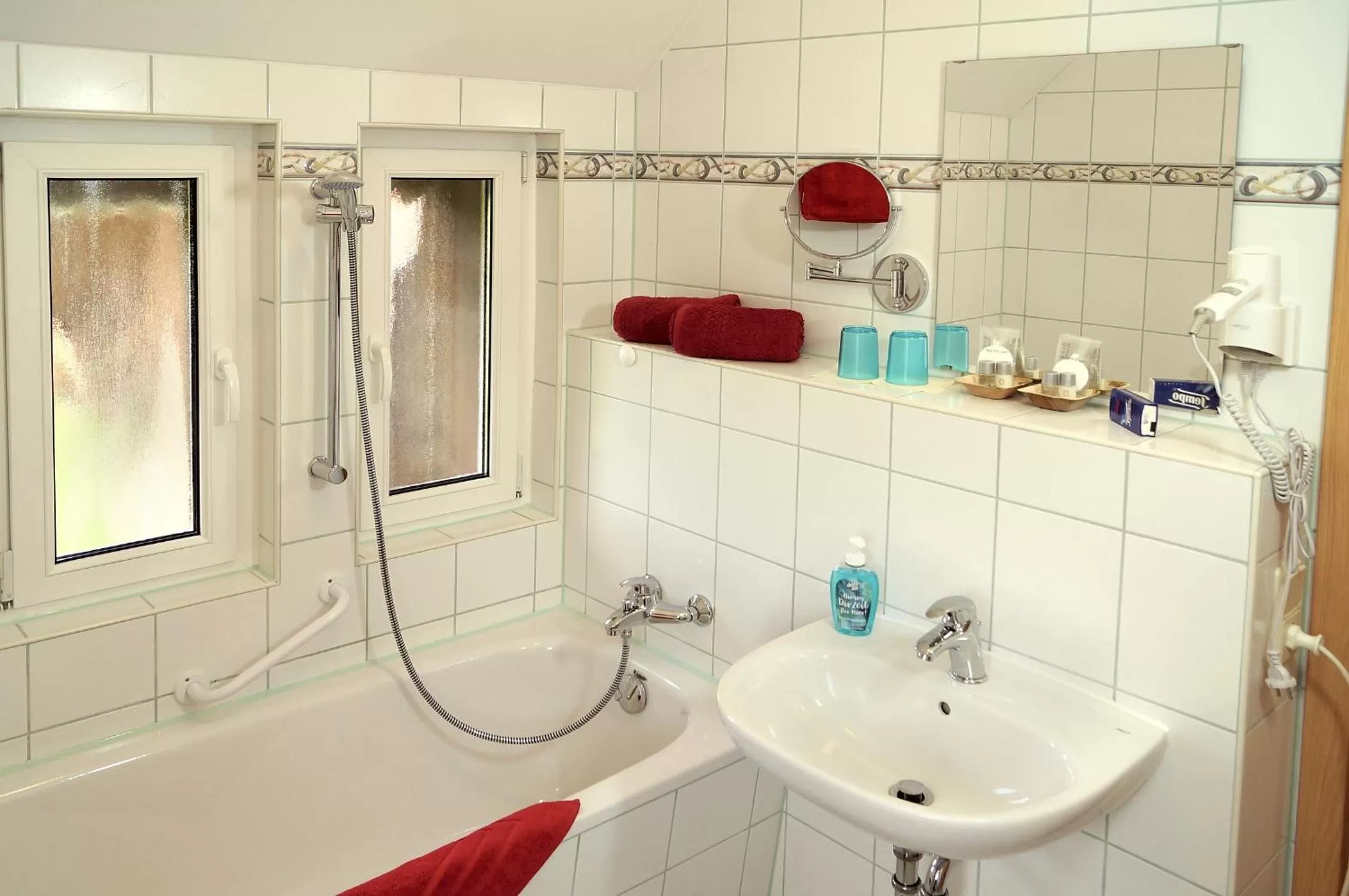 Bathroom in Erzgebirgshotel Misnia Bärenfels